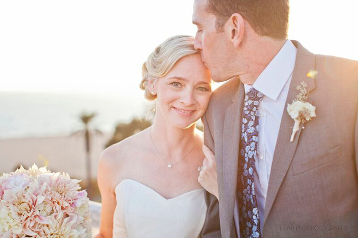 Vendor Credits || Photography:&nbsp;Leah Lee Photography&nbsp;|| Venue: Hotel Shangri-La&nbsp;|| Flowers:&nbsp;Wisteria Lane