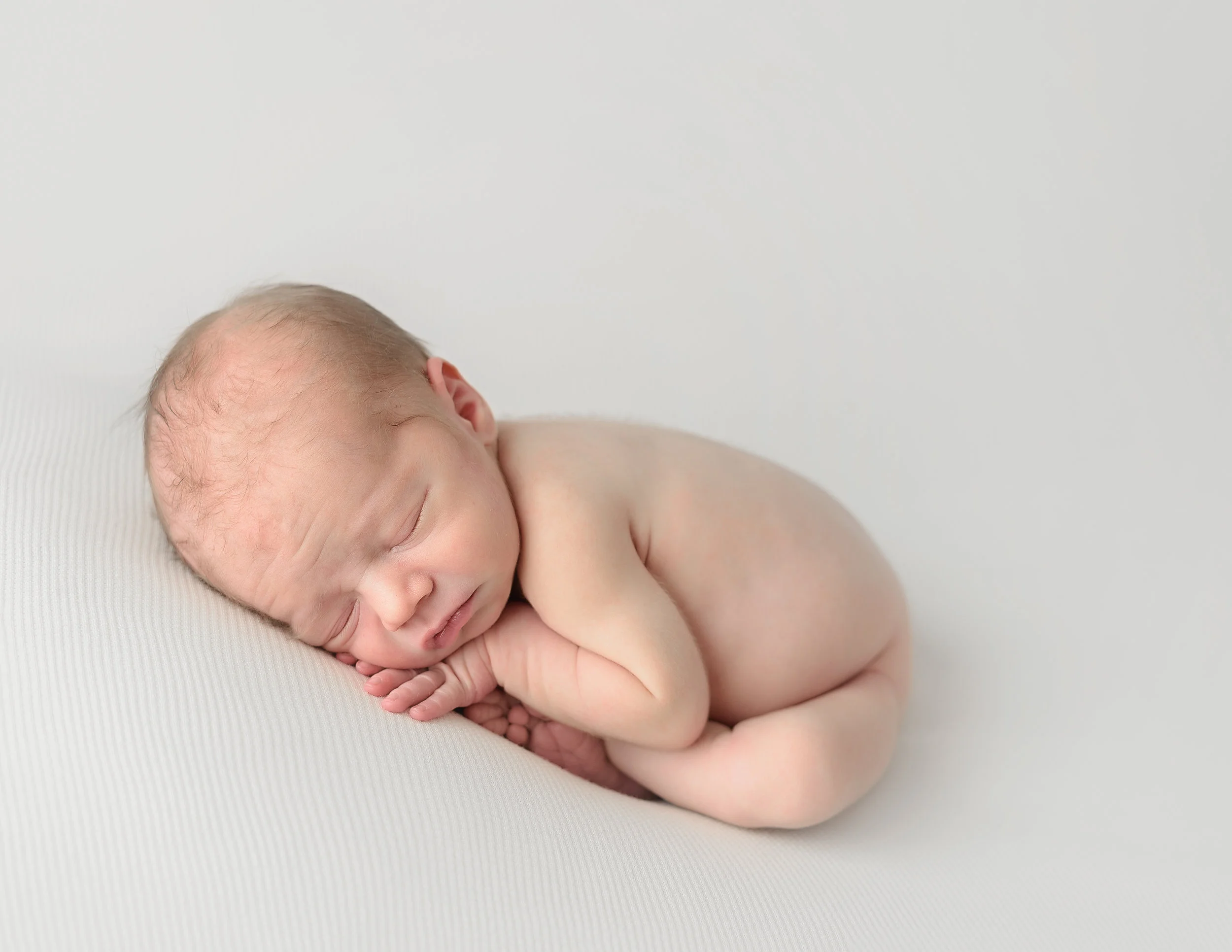 New_Prague_Newborn_Photographer3 (1).jpg