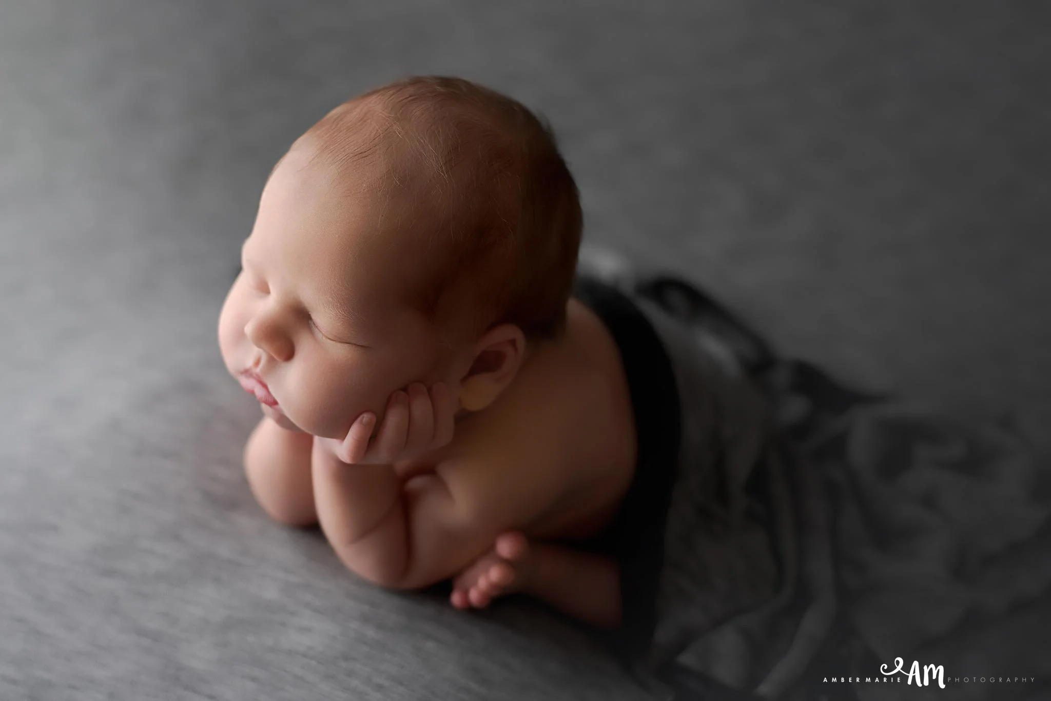 Northfield_Newborn_Photographer29.jpg