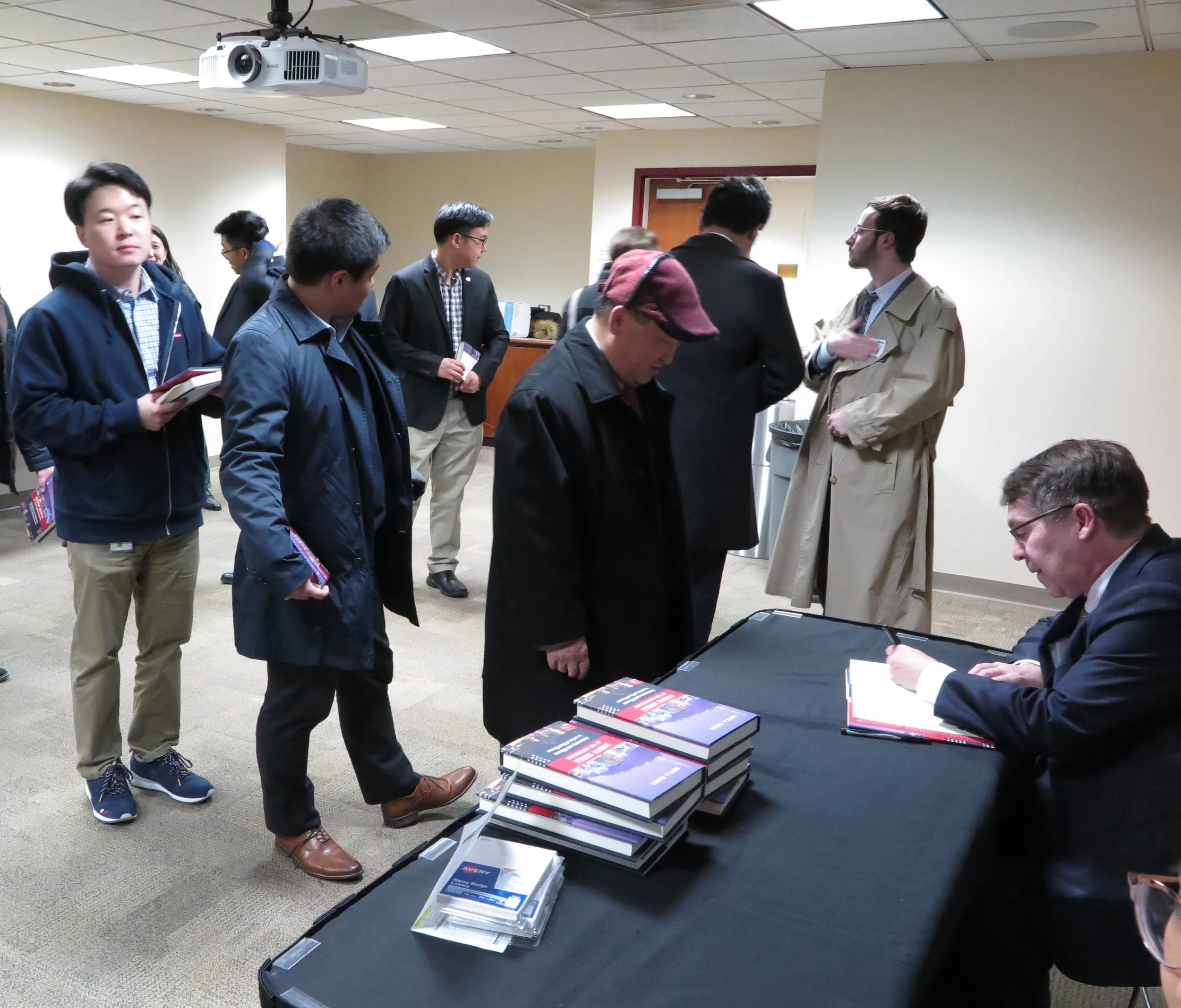 (02/06/2018) A Book Talk & Signing with Scott Snyder