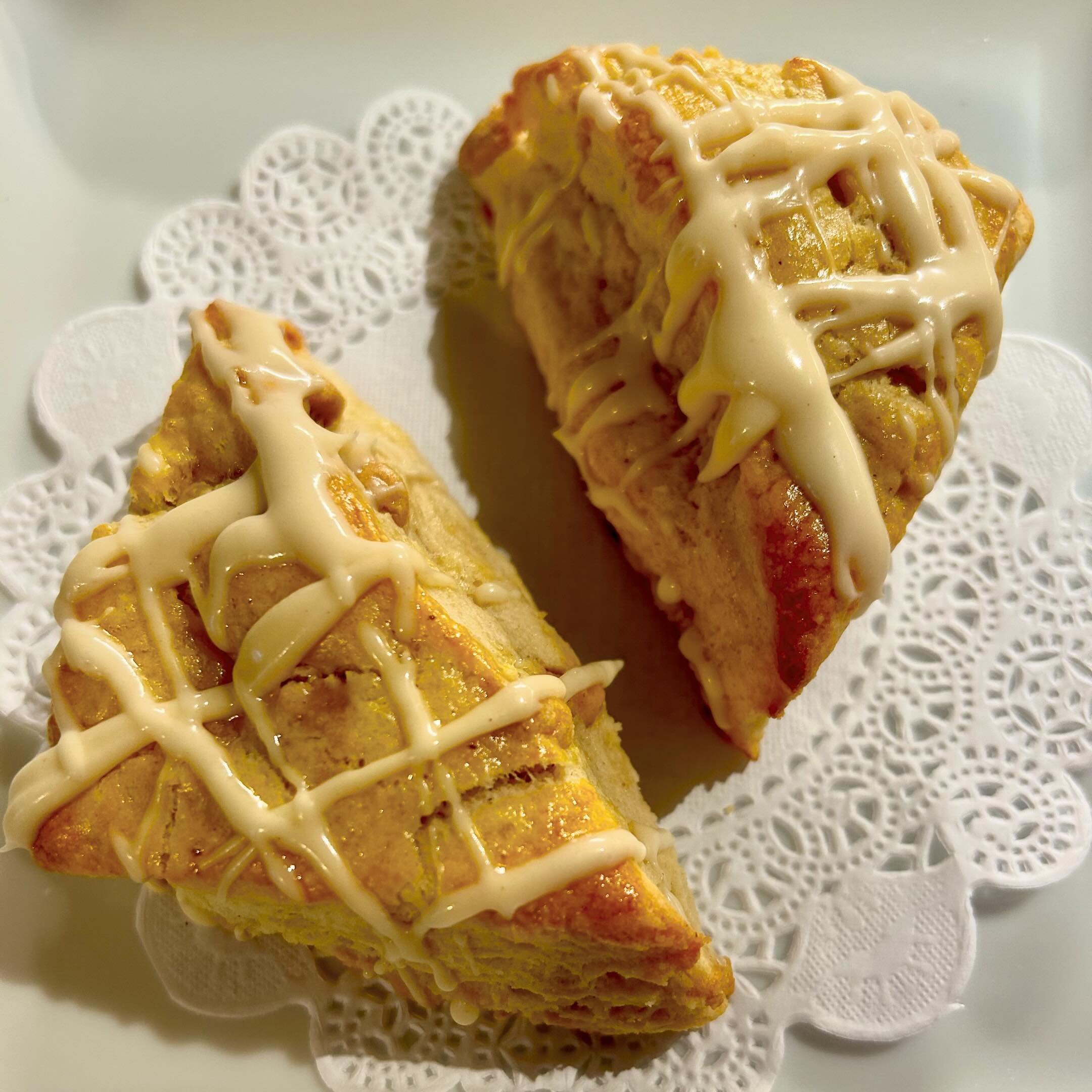 Triple Peanut Butter Scones!  #scones #bedandbreakfast #winecountry #napavalley #thisiscalistoga❤ #somethingnew