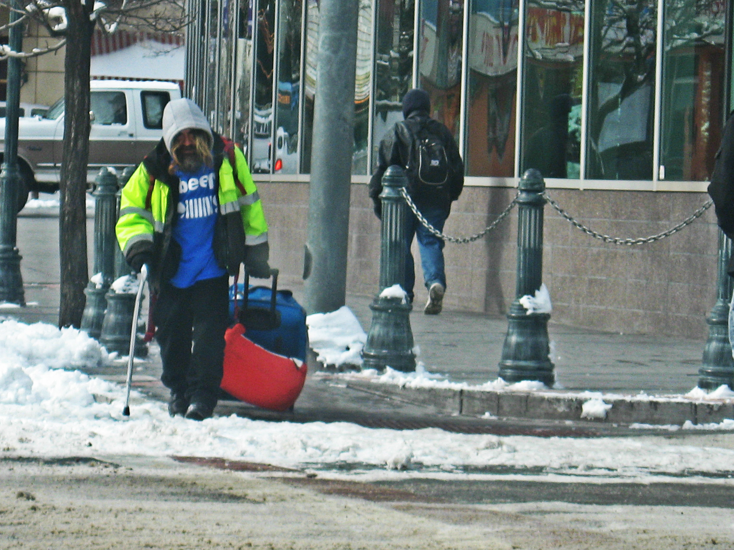 Volunteers are being asked to help homeless who may be living along the Truckee River, now at risk of flooding.