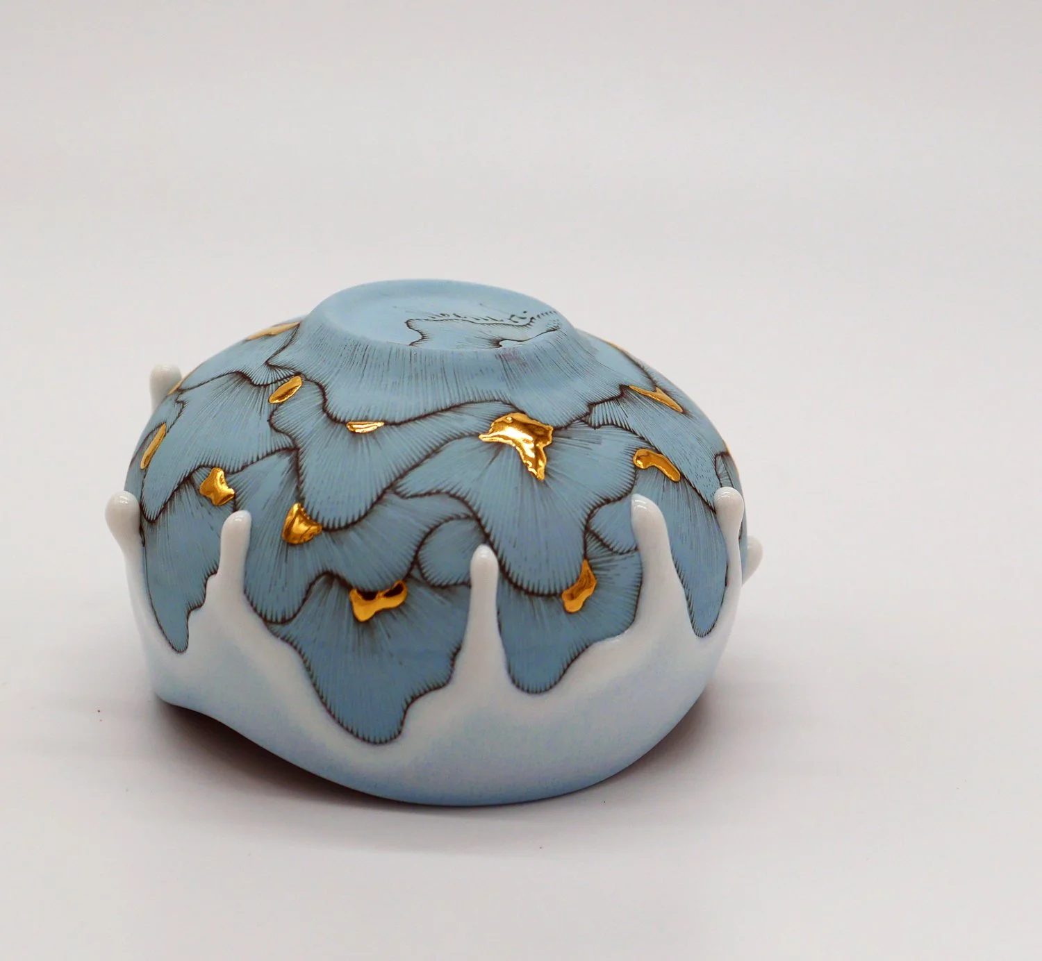 Blue with a lot of luster 3....jpg