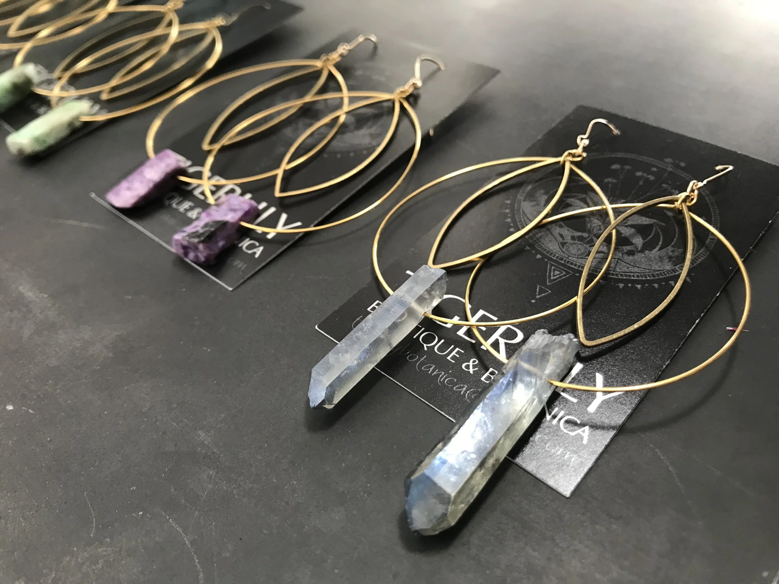 CE24F4F6-4E4B-4DB9-B44C-587FC0486981