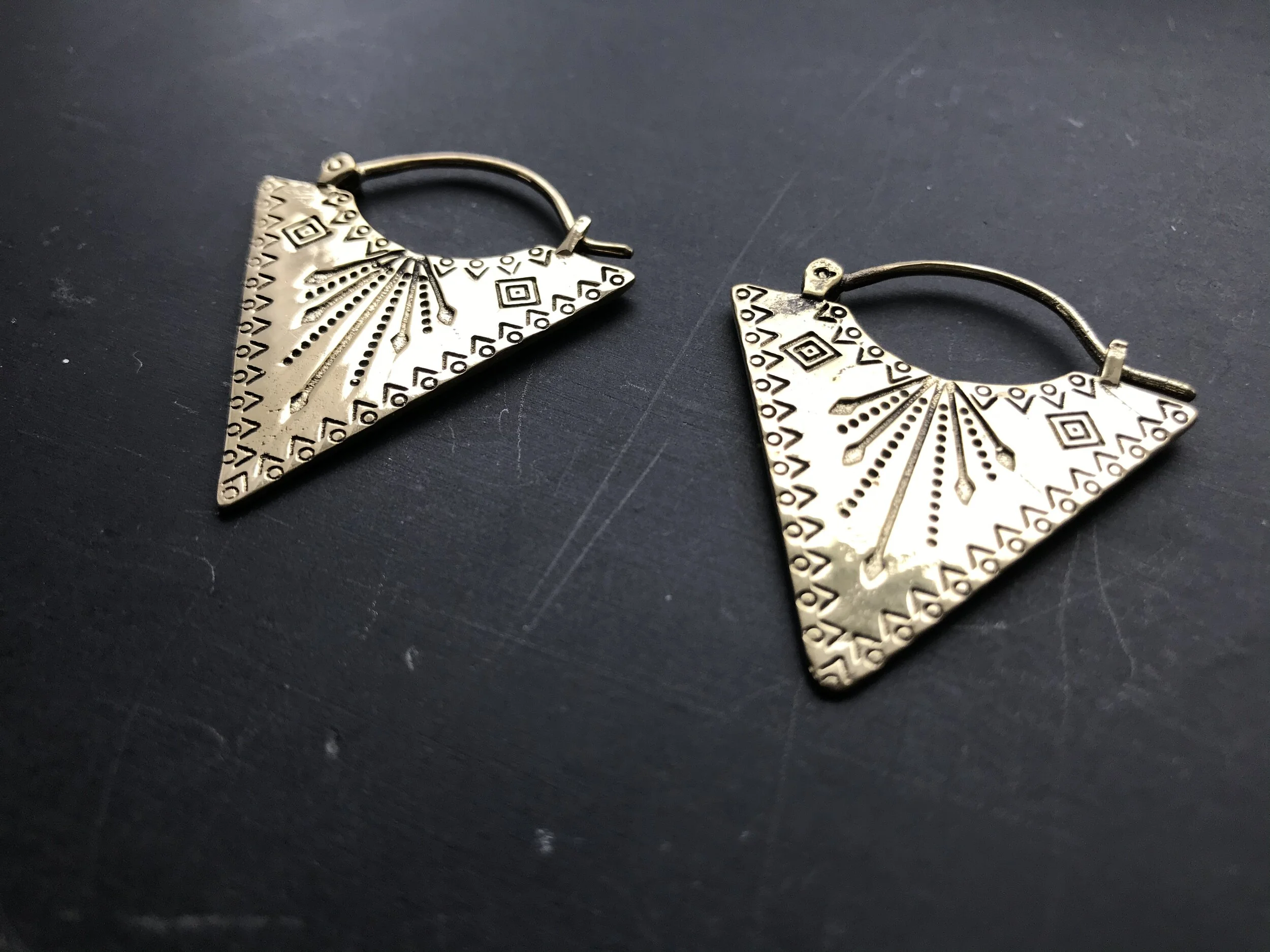 C32EF5BD-674F-4C04-B596-12DEEA3FB353