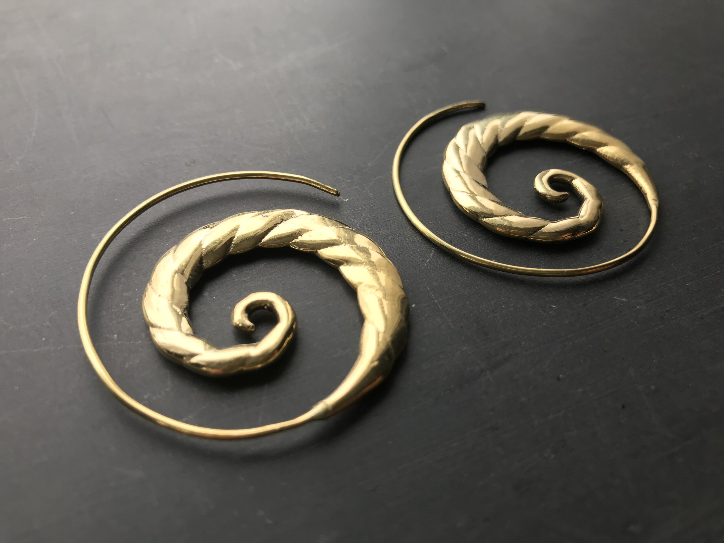 4098DF5E-21A3-4354-9FF5-BE3F7161E854