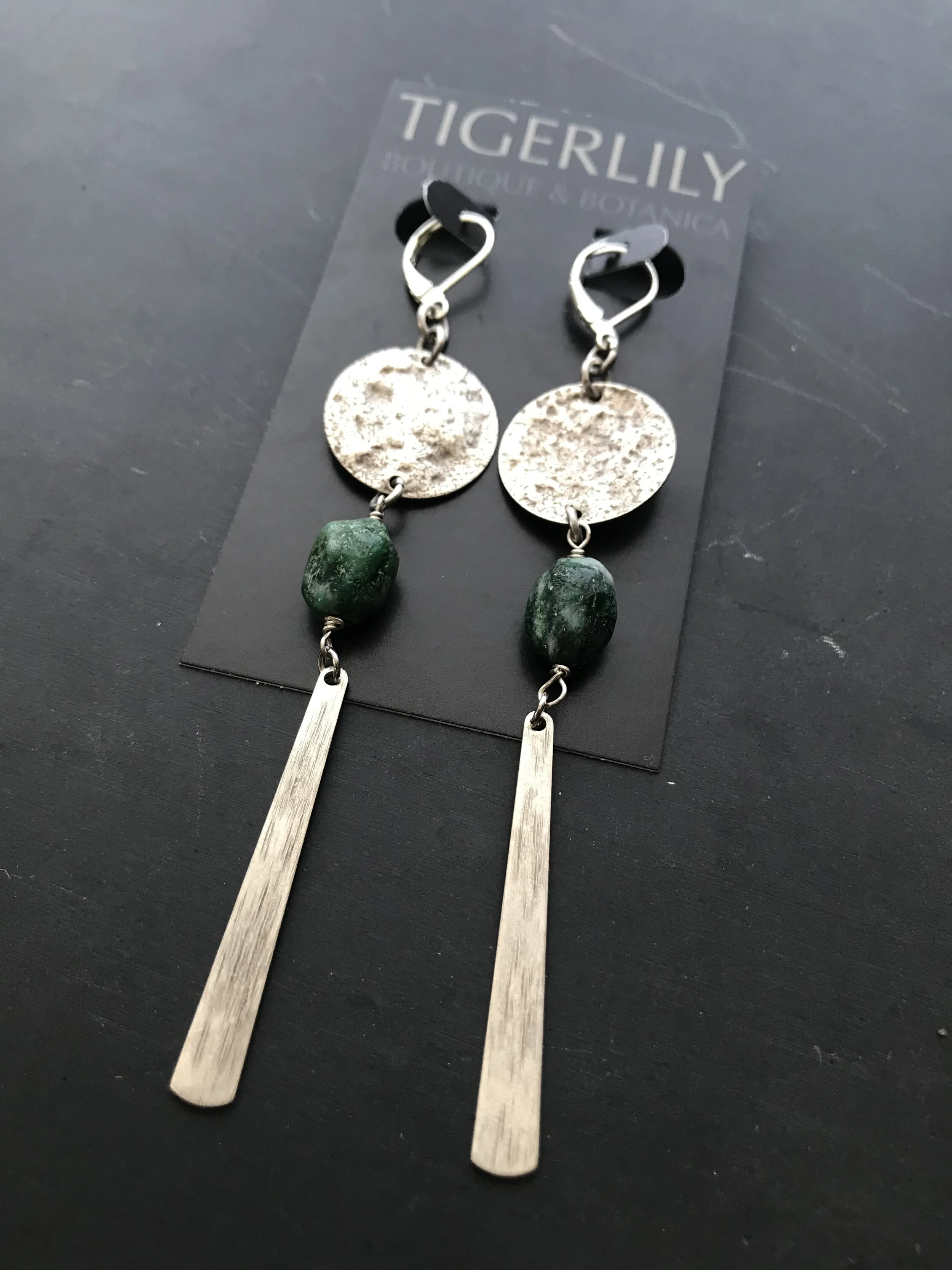 EC35D951-1FFF-495E-B6E9-9EED48C9AC3F