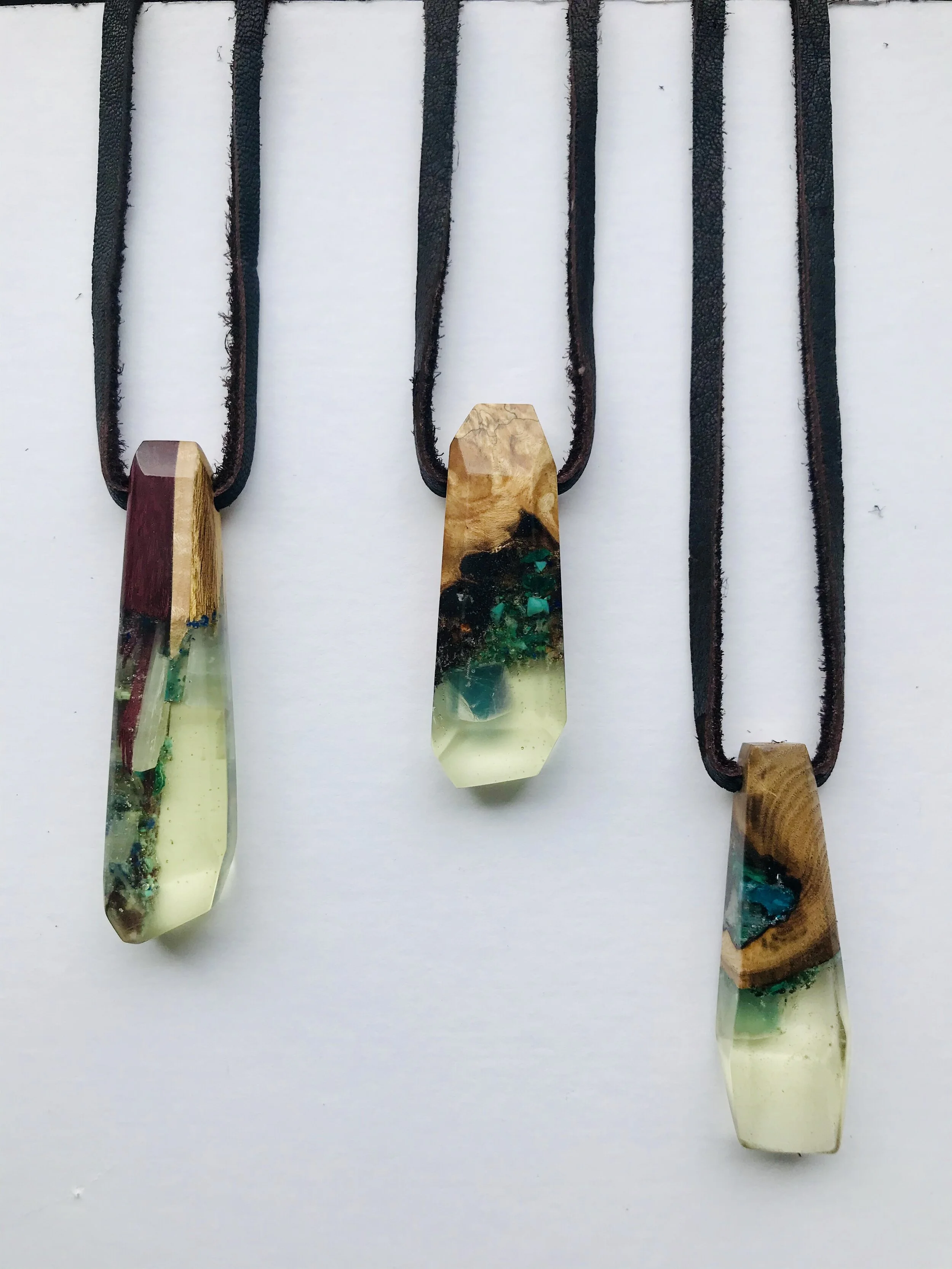 8AE7C892-1A84-454F-859F-E98CD167EF6E