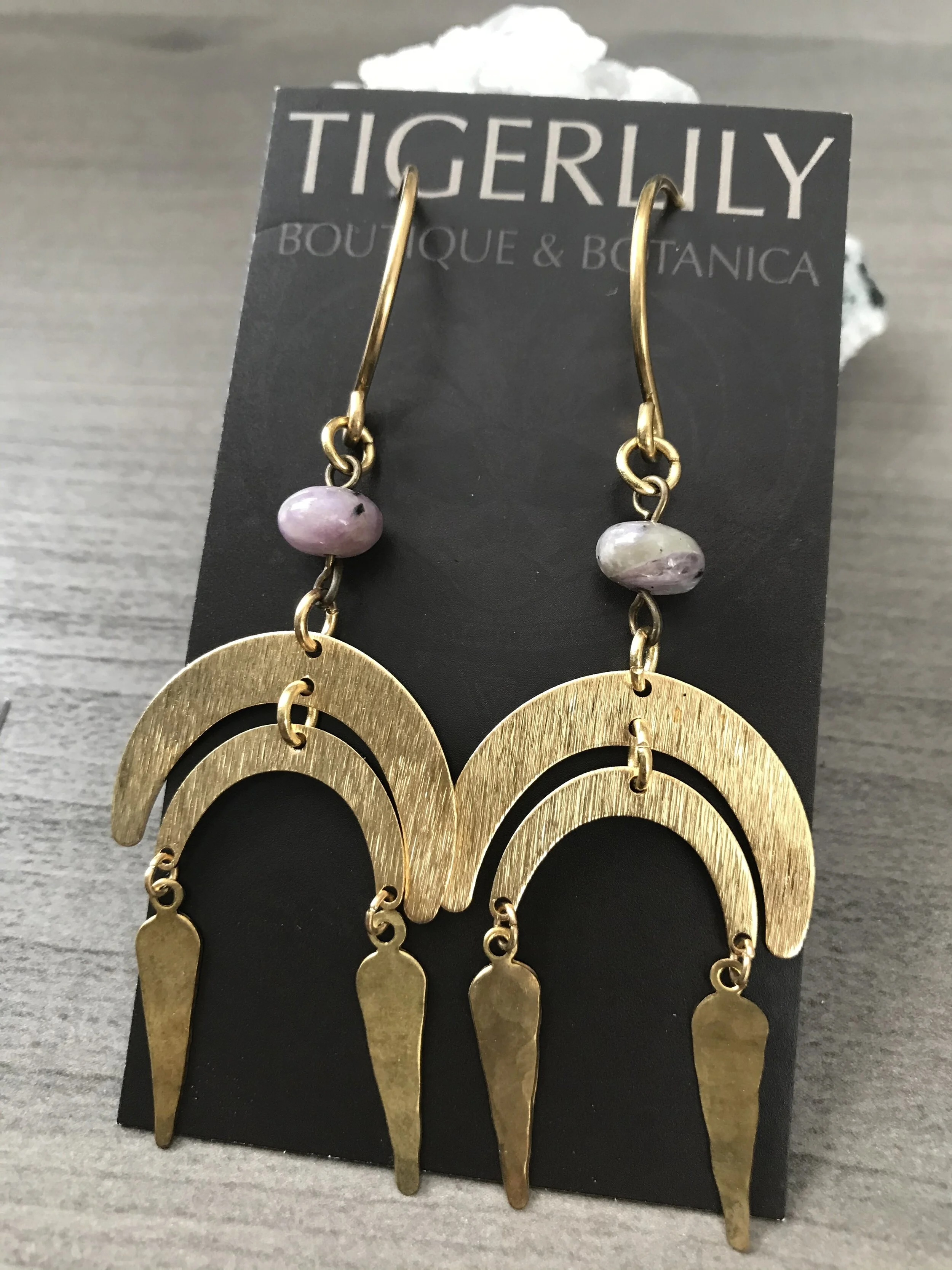 CEB7B953-461B-41DB-867F-12AD3F74C5E8