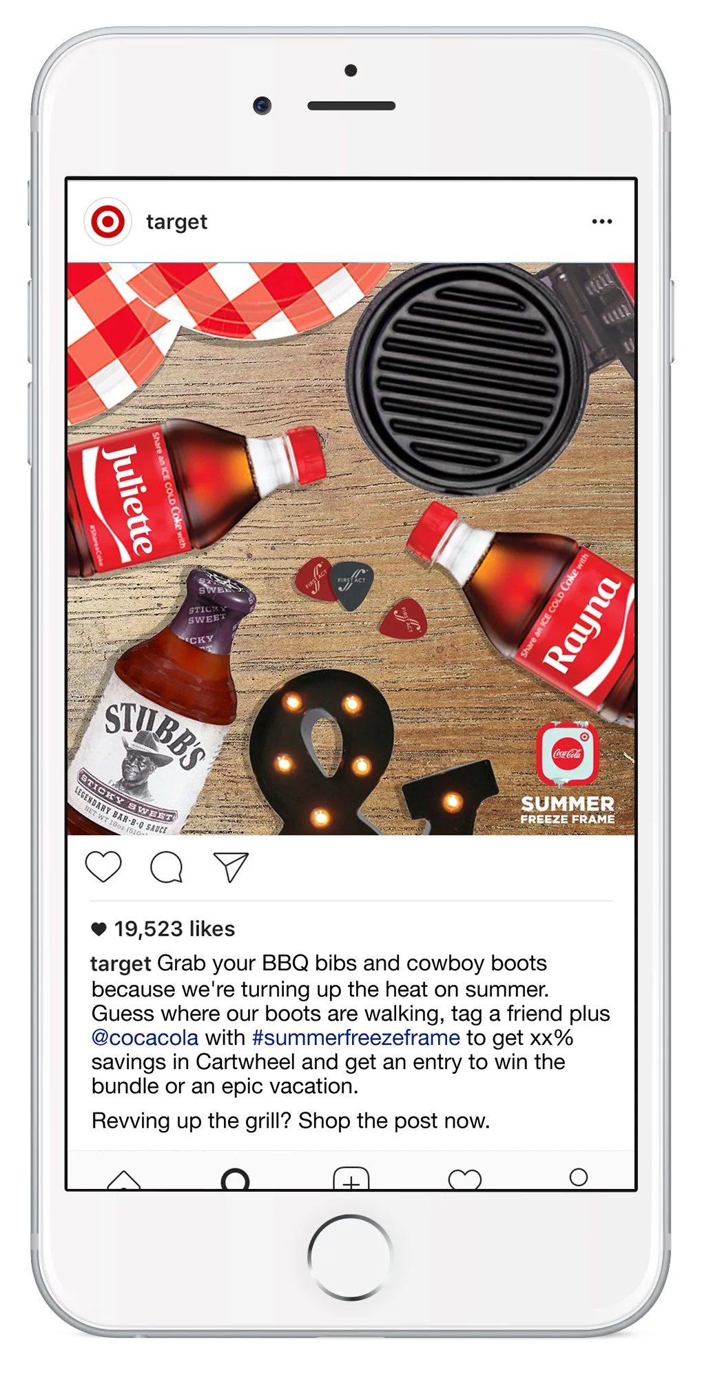 instagrams_in_phone_C.jpg