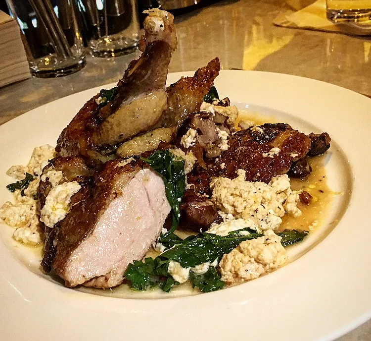Doesn't this look really great?! And it was....juicy and succulent Guinea hen with spinach, lemon and ricotta. It was supposed to be for two but my friend Harry ate the whole dish!