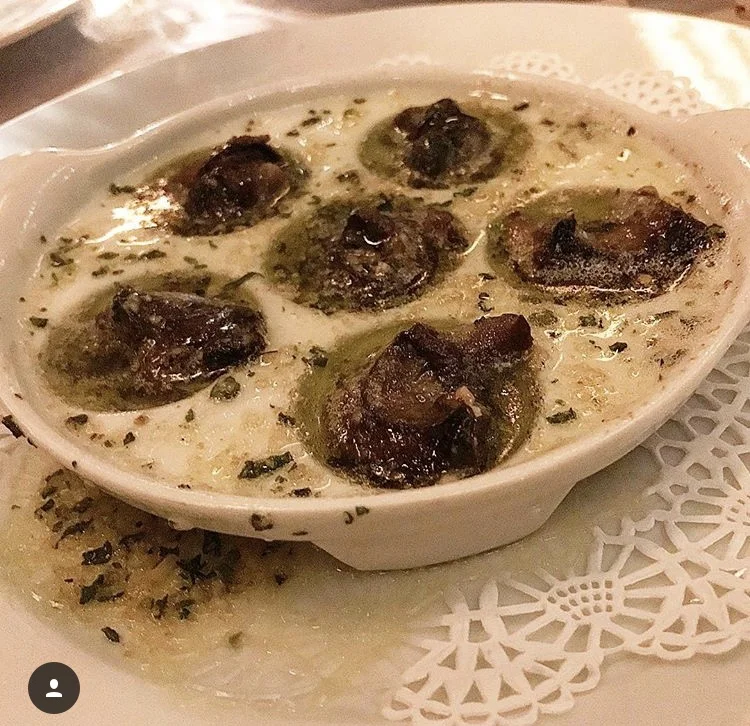 The Wine Chef can't get enough of escargots! Butter and Garlic was wafting though the entire room at Felix!