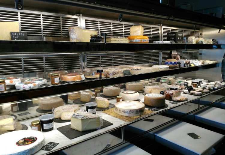 Amazing selection of cheeses at Bistrot Du Fromager