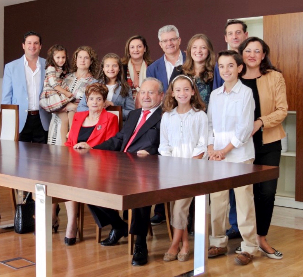 José and Milagros (seated) with their family.
