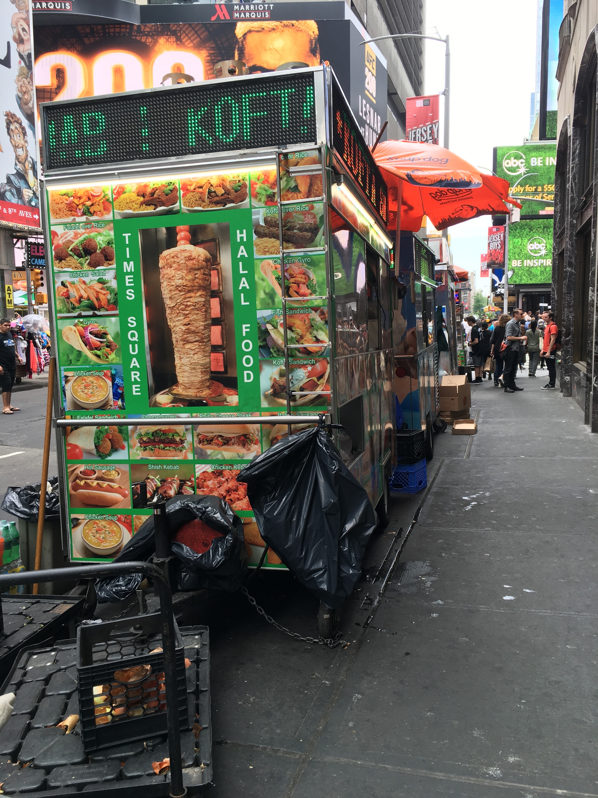 Trash, oil spills, terrible graphics, flashy signs, generators and refueling tanks, it is all here!