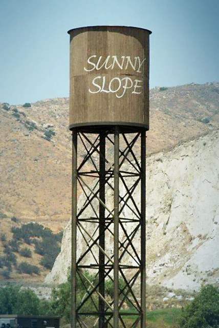 Armstrong-Rd-&-Sierra-Rd_watertank.jpg