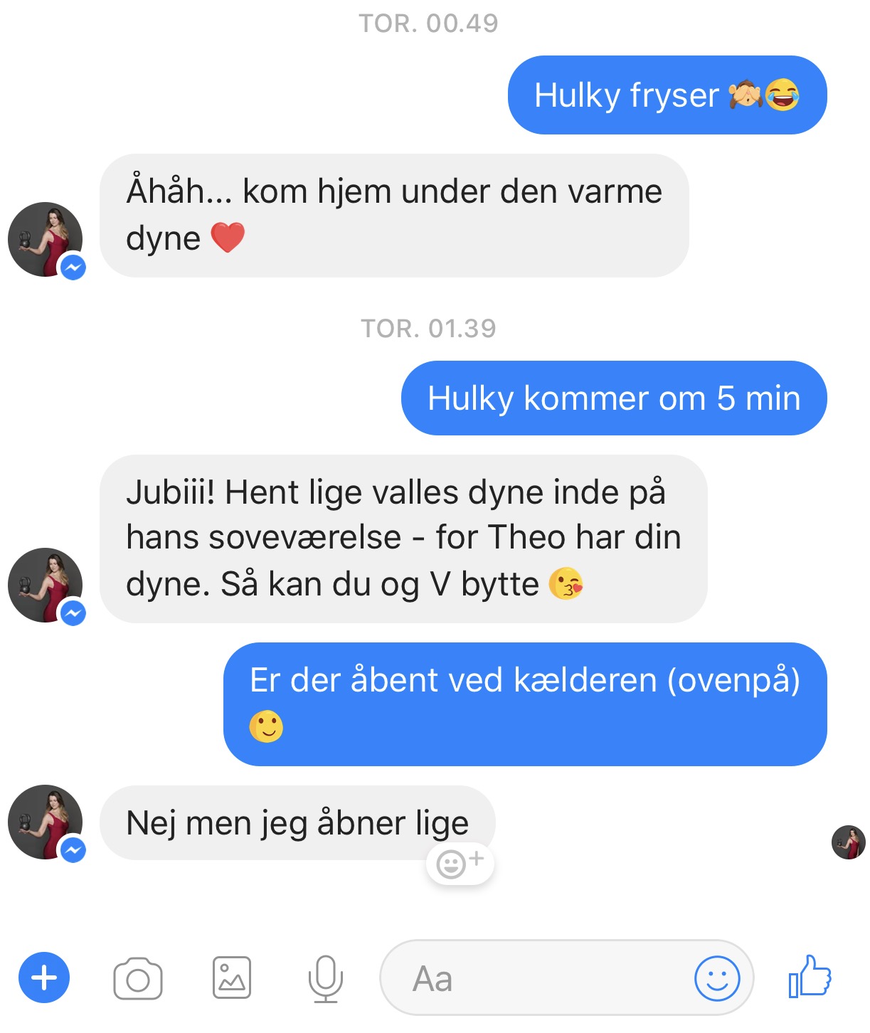 SMS med min kvinde, i den varme seng...