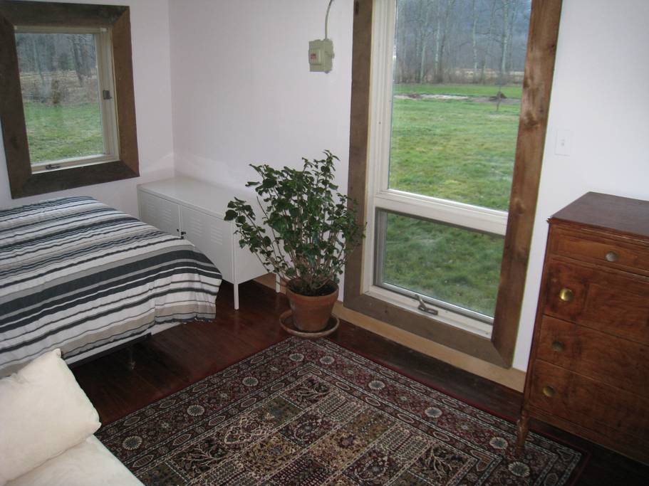 cottage.jpg