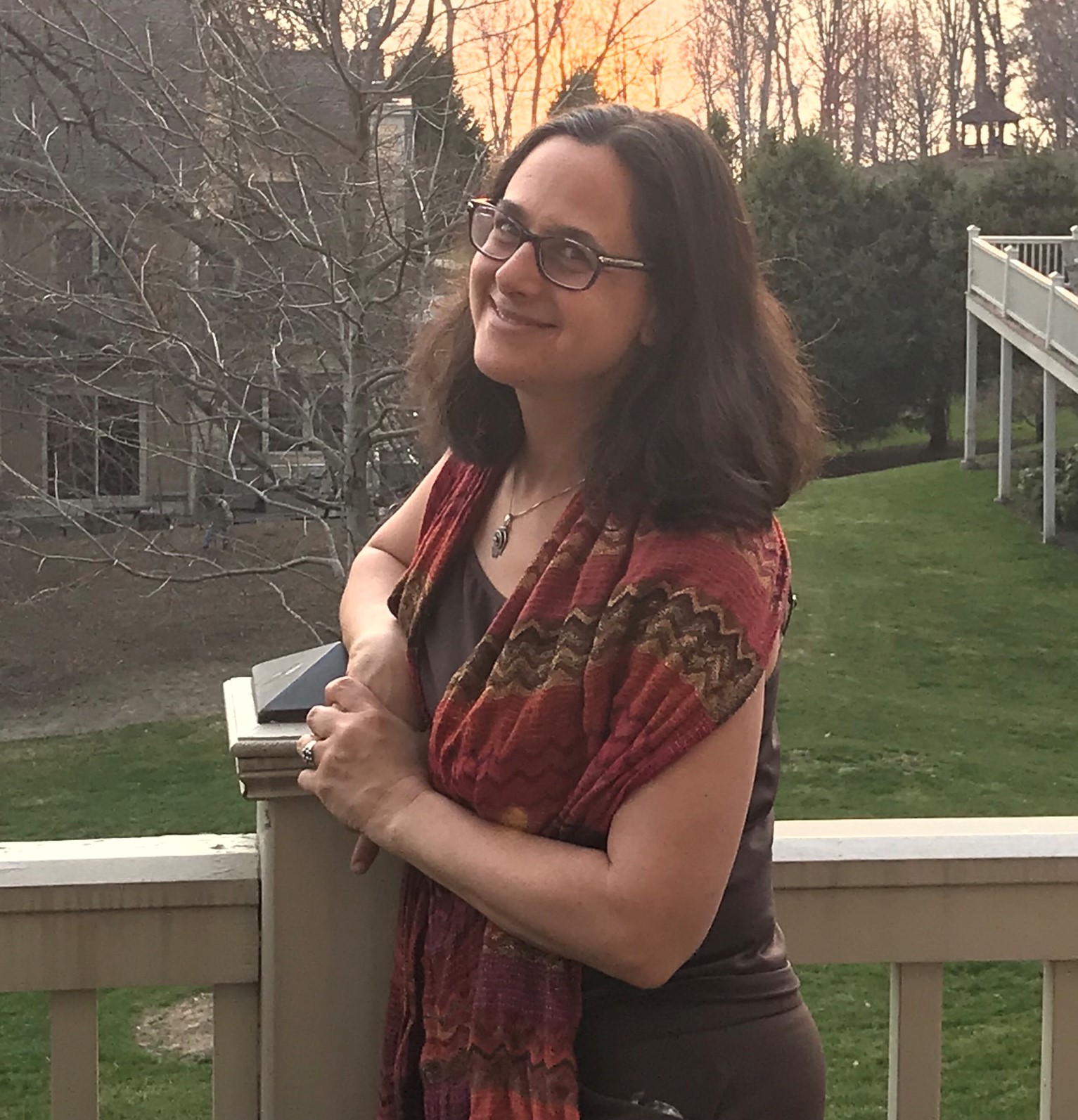 shoshana-leis.jpeg