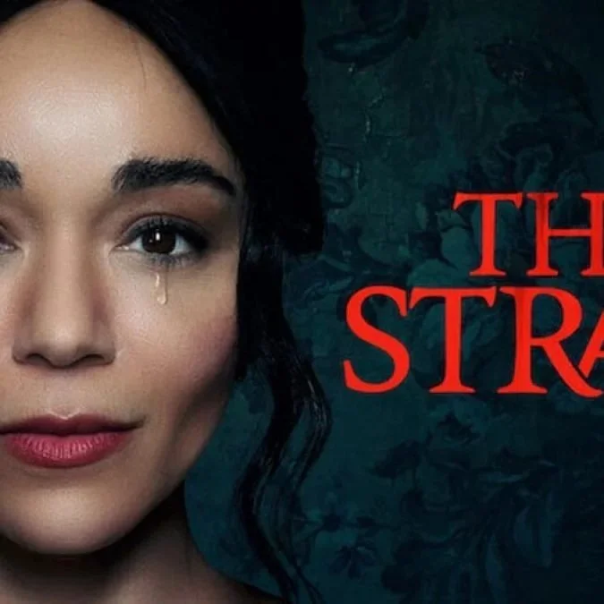the-strays-netflix-horror-675x675.jpg