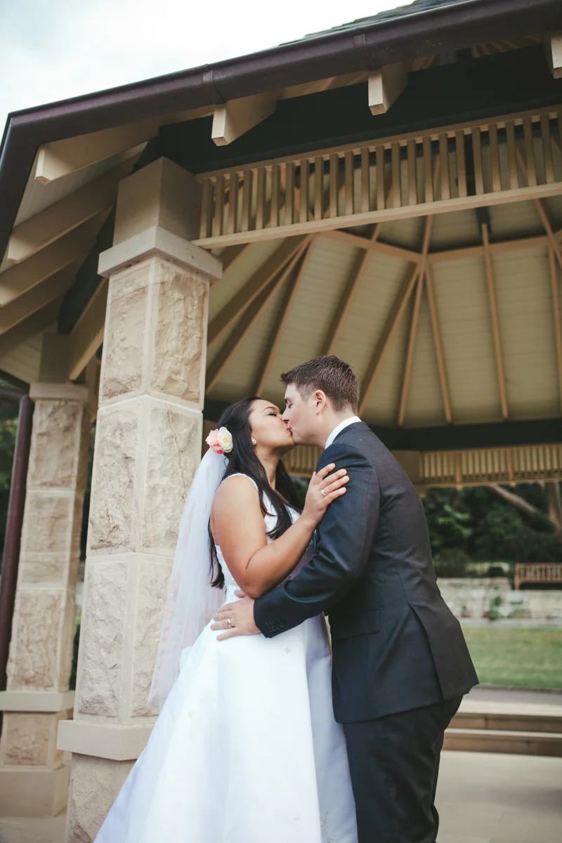 Rach&MitchColour-34.jpg