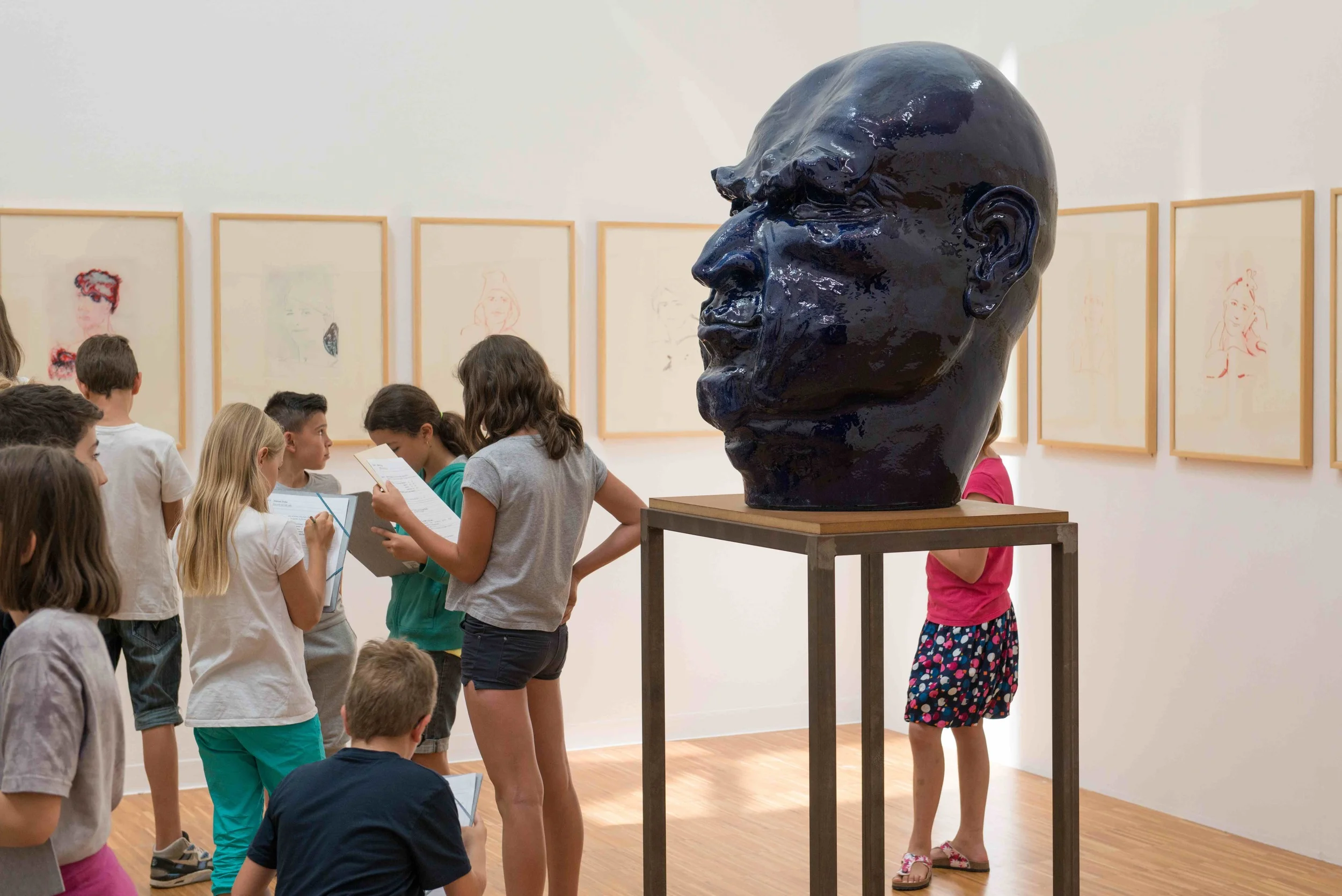 De Picasso à Warhol , Une Décennie d'Acquisitions, Musée de Grenoble (FR) 2015. Curator Guy Tosatto. Artists in view: Thomas Schütte