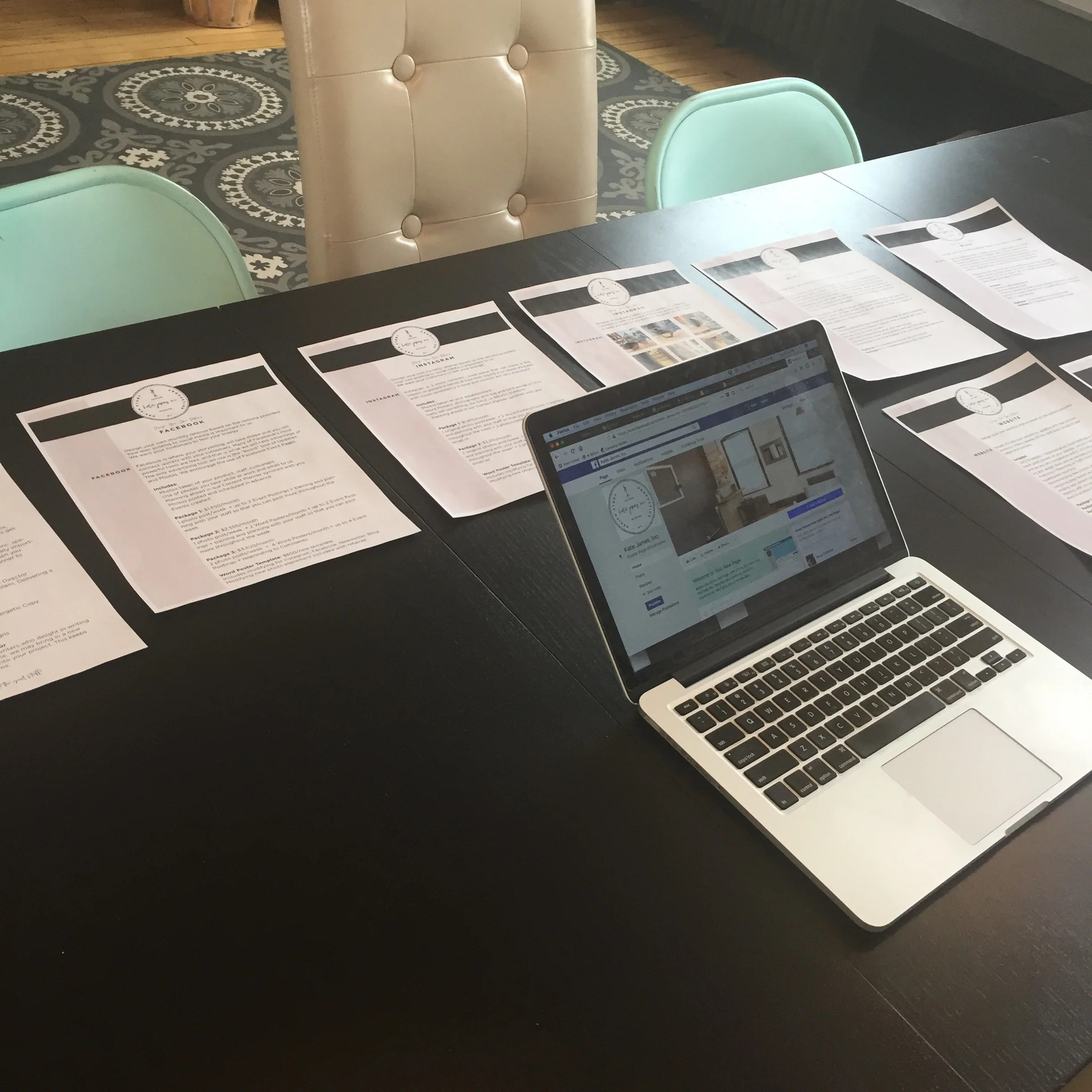 computer table websites.jpeg