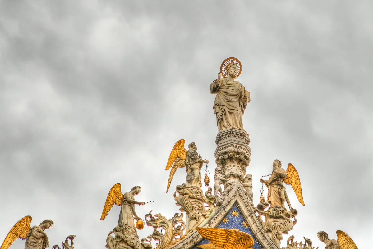 italy 2009 architecture.jpg