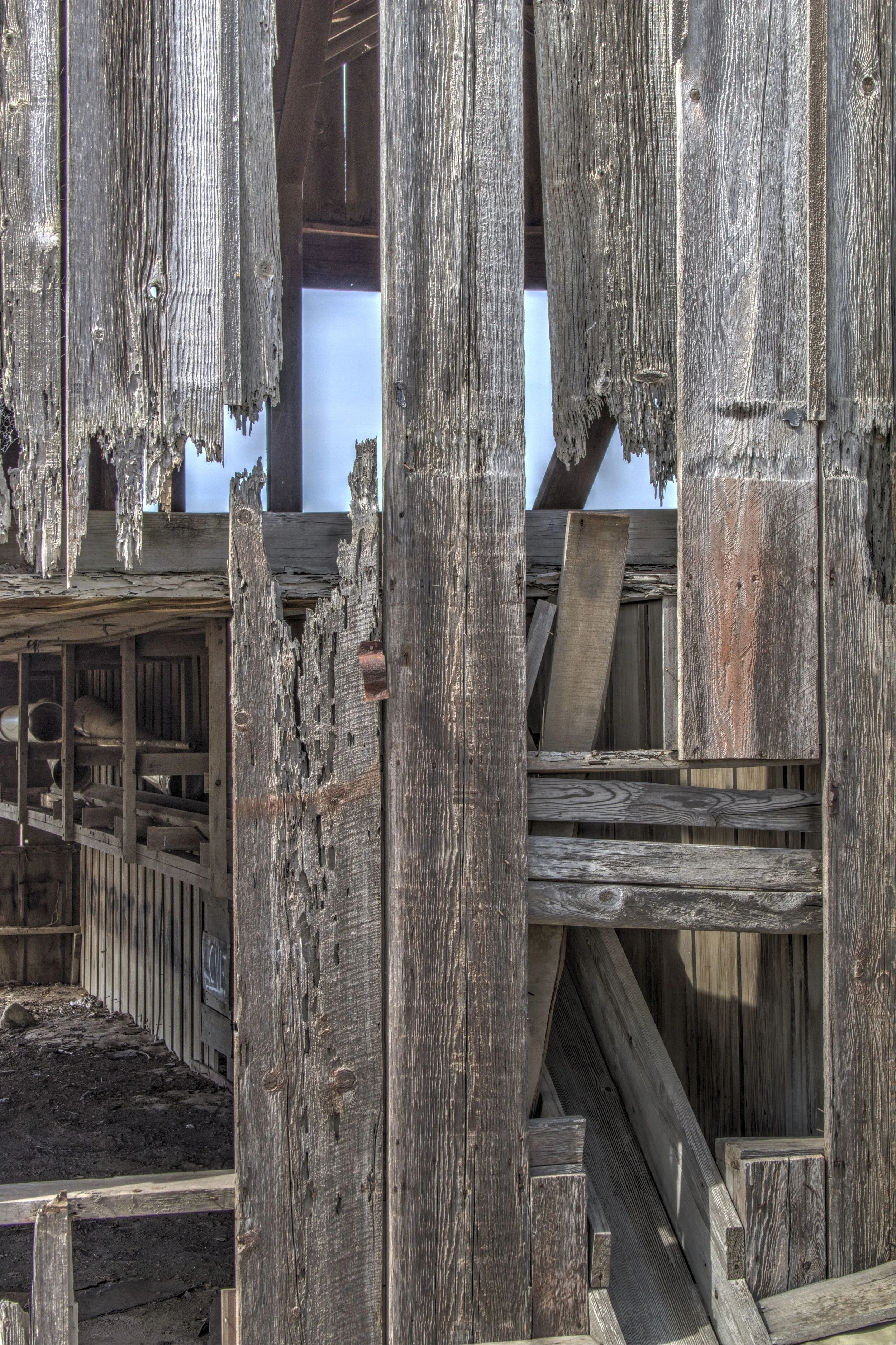 barn sm-0015_6_7_Vibrant.jpg