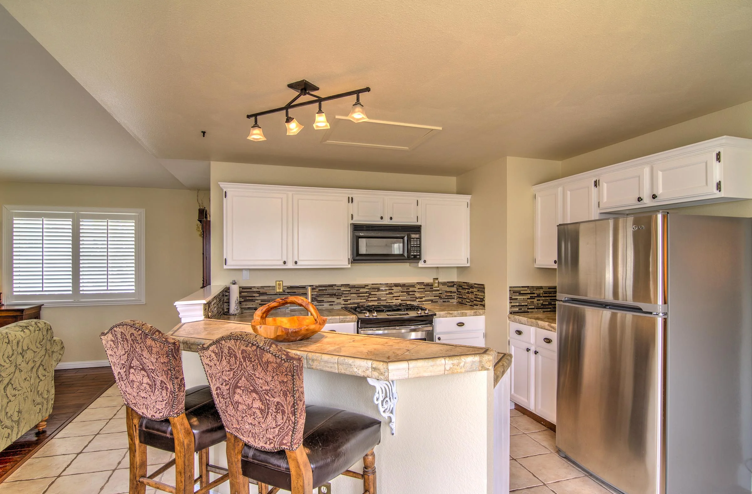 Carl Sealund Photography 8x10 4334 Carolyne Cir--16.jpg