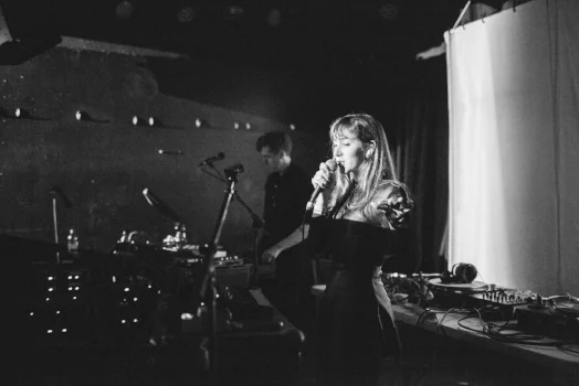 Lou Rebecca at The Hideout Theatre 03/17/17. Photo by Melissa Cha
