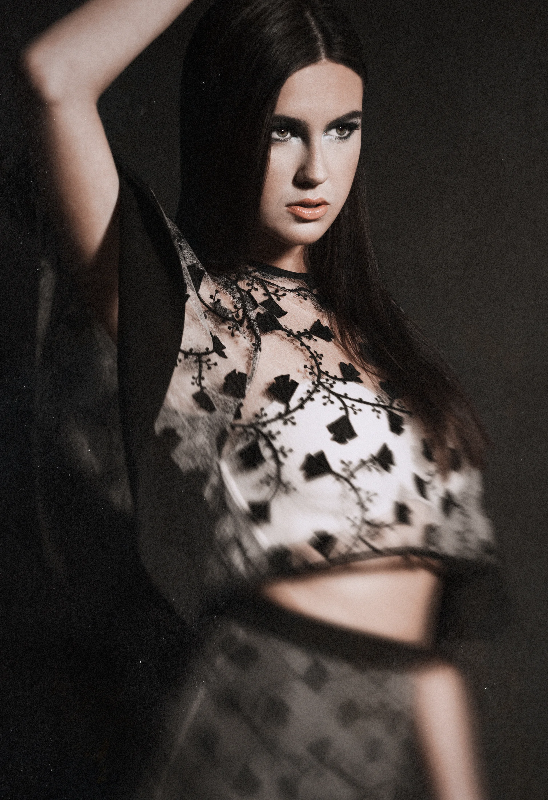 PHOTOGRAPHER: JAGGEDLENS MODEL: MICHELLE STYLIST: NINA G MAKEUP AND HAIR: EFFIE 