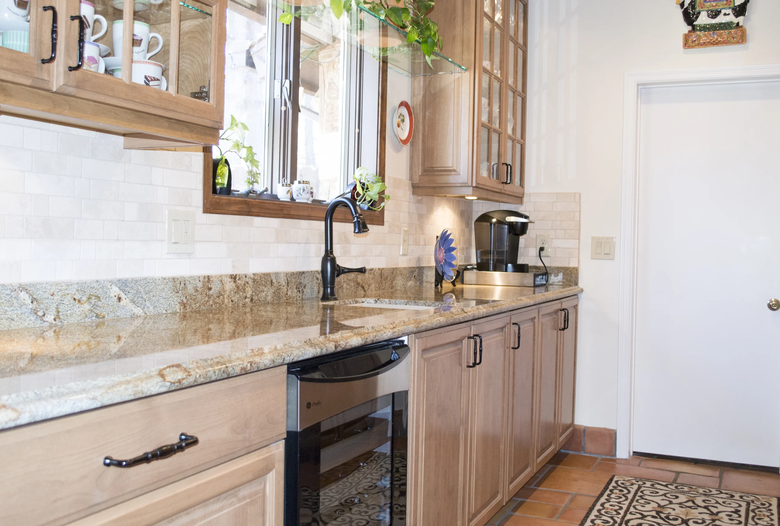 Completed custom kitchen in a residential home near Flagstaff, Arizona.