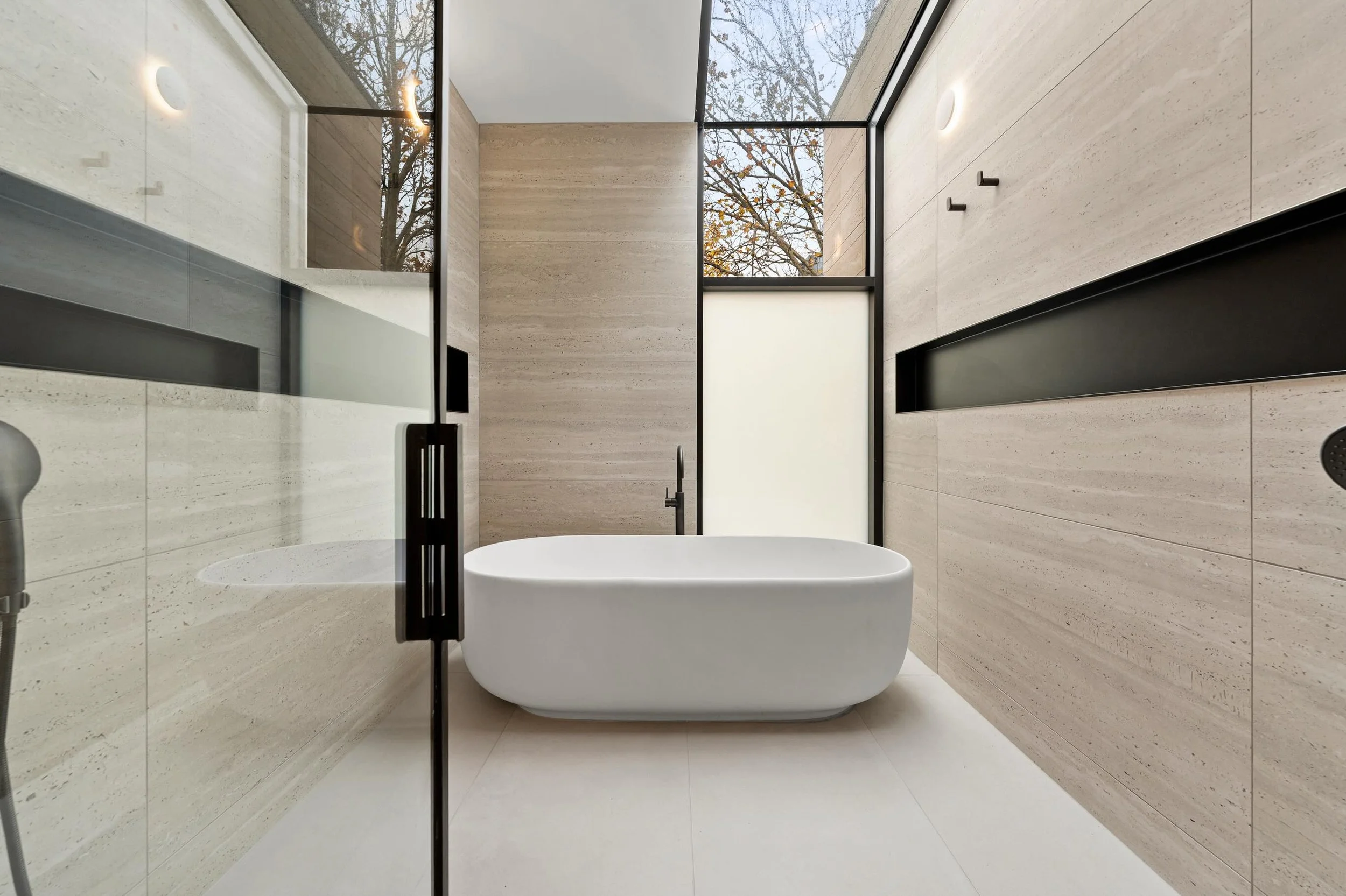 PROJECT SPOTLIGHT 
~ Rockley Road 

Exceptional detail &amp; beautifully executed spaces throughout. 

Swipe for a selection of our favourite images showcasing the workmanship, interior and finishes at this newly completed home.

Builder: WB built @w
