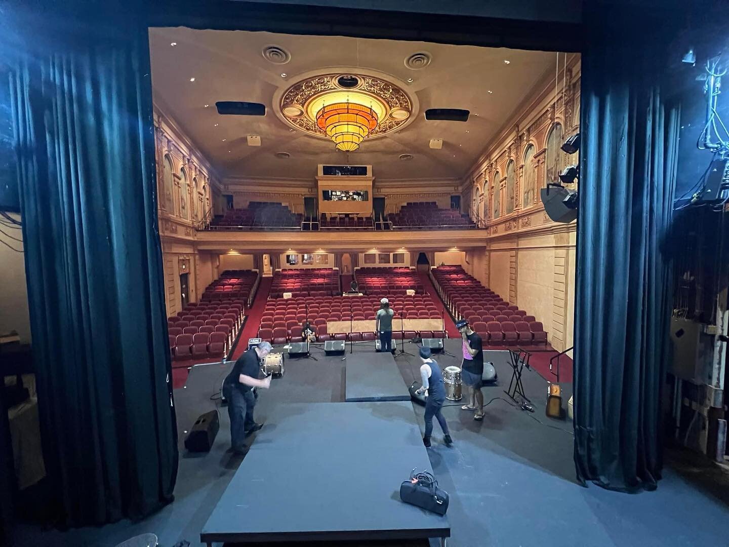 Setting up for our final show at Astoria&rsquo;s Liberty Theater. Nothing like some fresh coastal air!!!