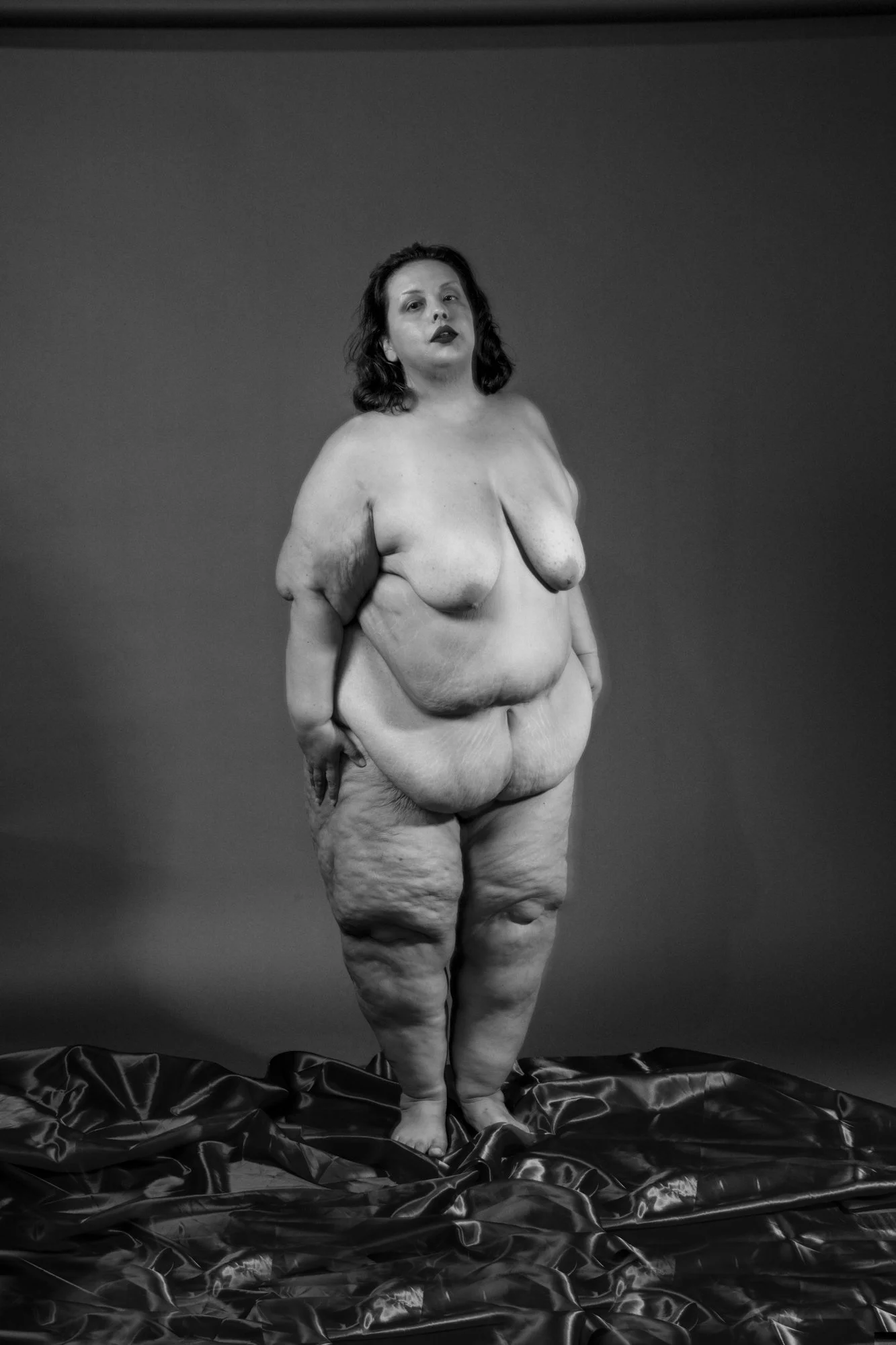 julia-sh_mono#1.jpg