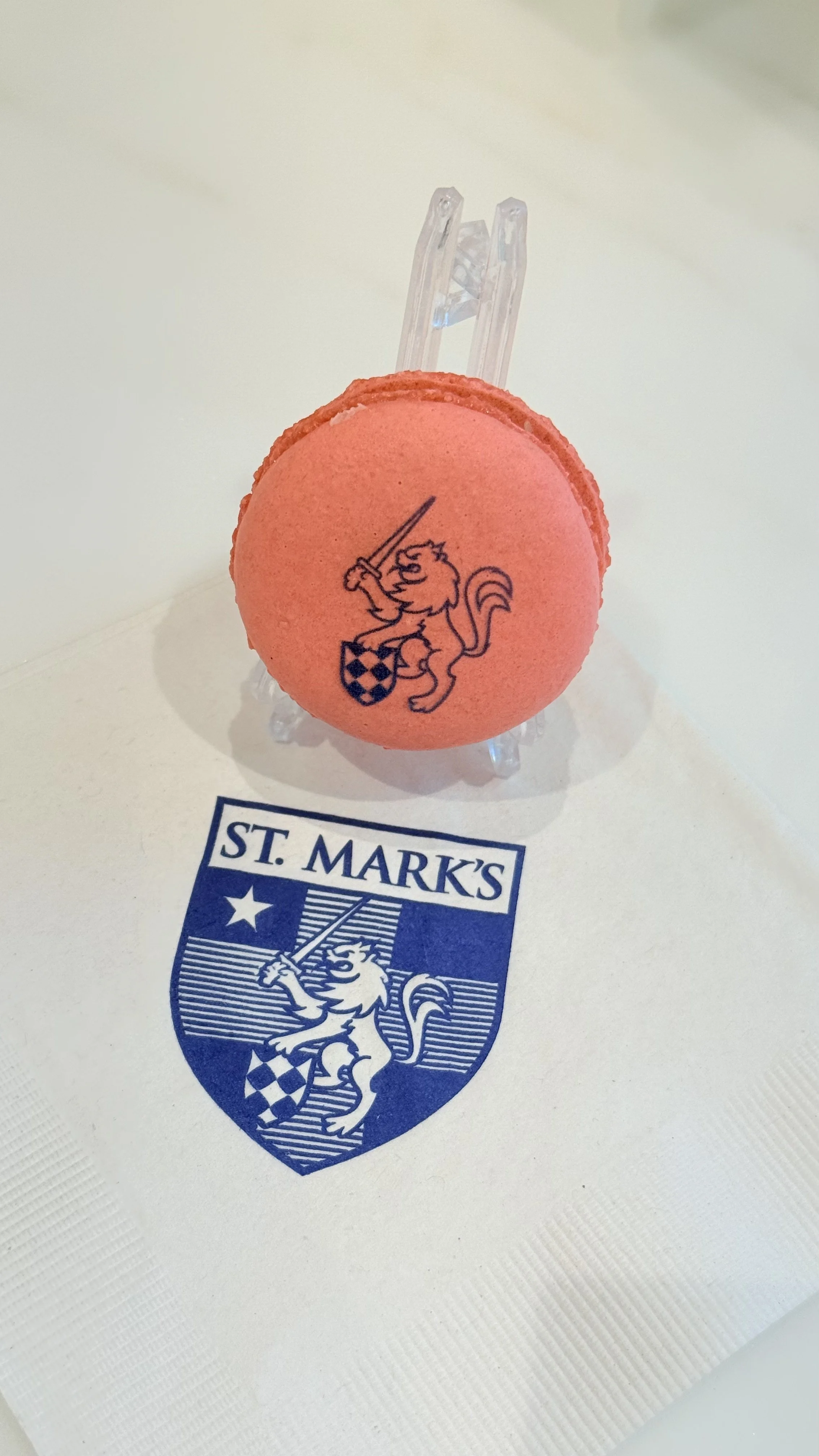 Custom French Macarons - Make Your Life Sweeter