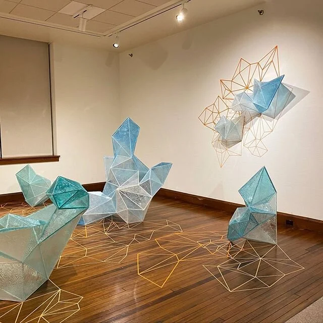 Thanks to everyone who was able to make it out before everything closed. The last image is all that was left of the vinyl drawings after deinstall 🤓
#installationart #contemporarysculpture