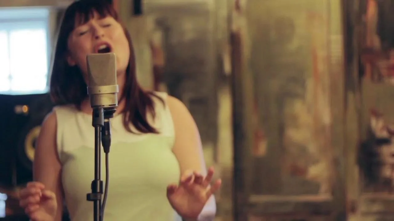 Linnea Henriksson & Vindla String Quartet - Alice (Tullstorpsession)