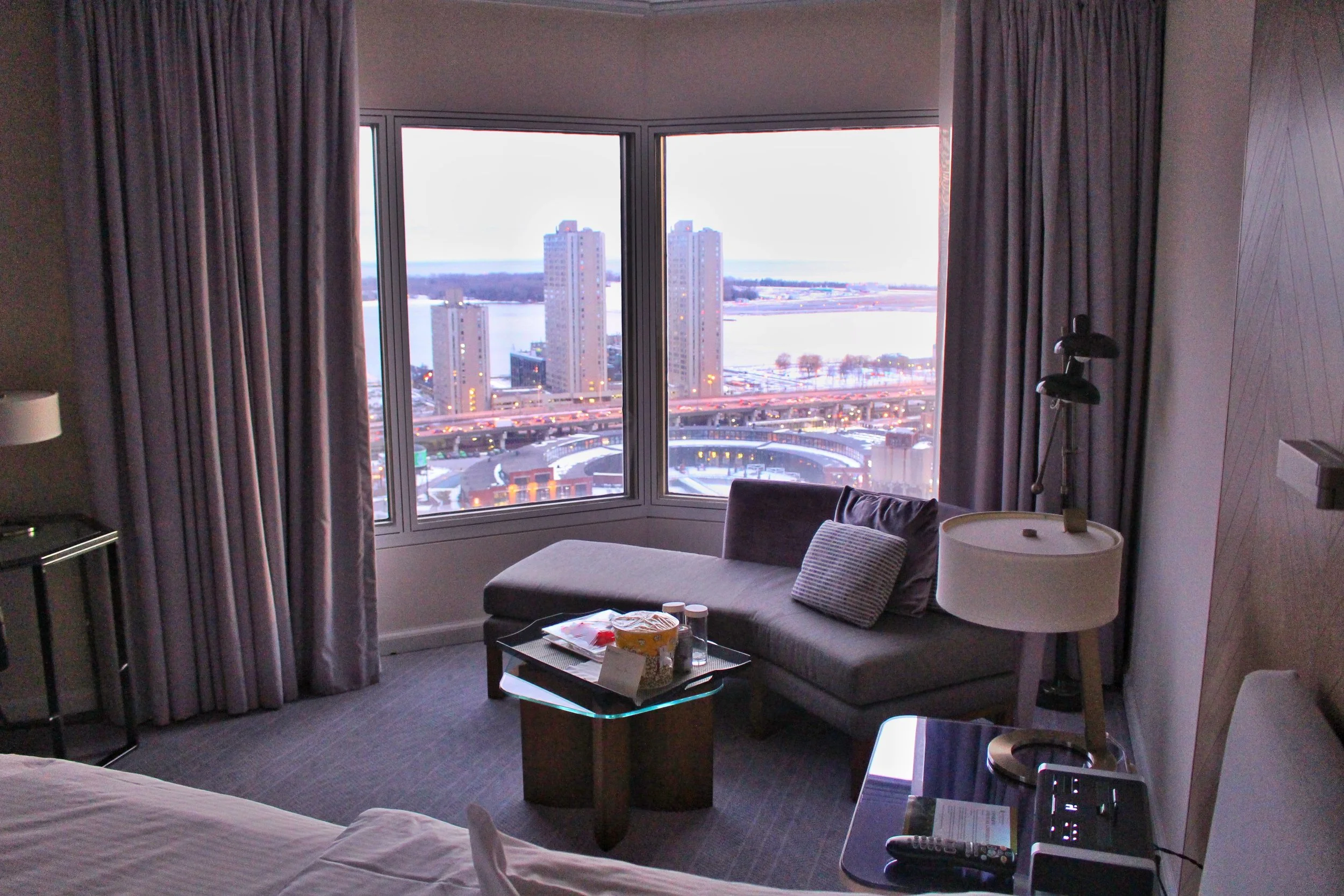 Intercontinental Toronto Centre - Luxury Hotel In The Heart of Downtown 