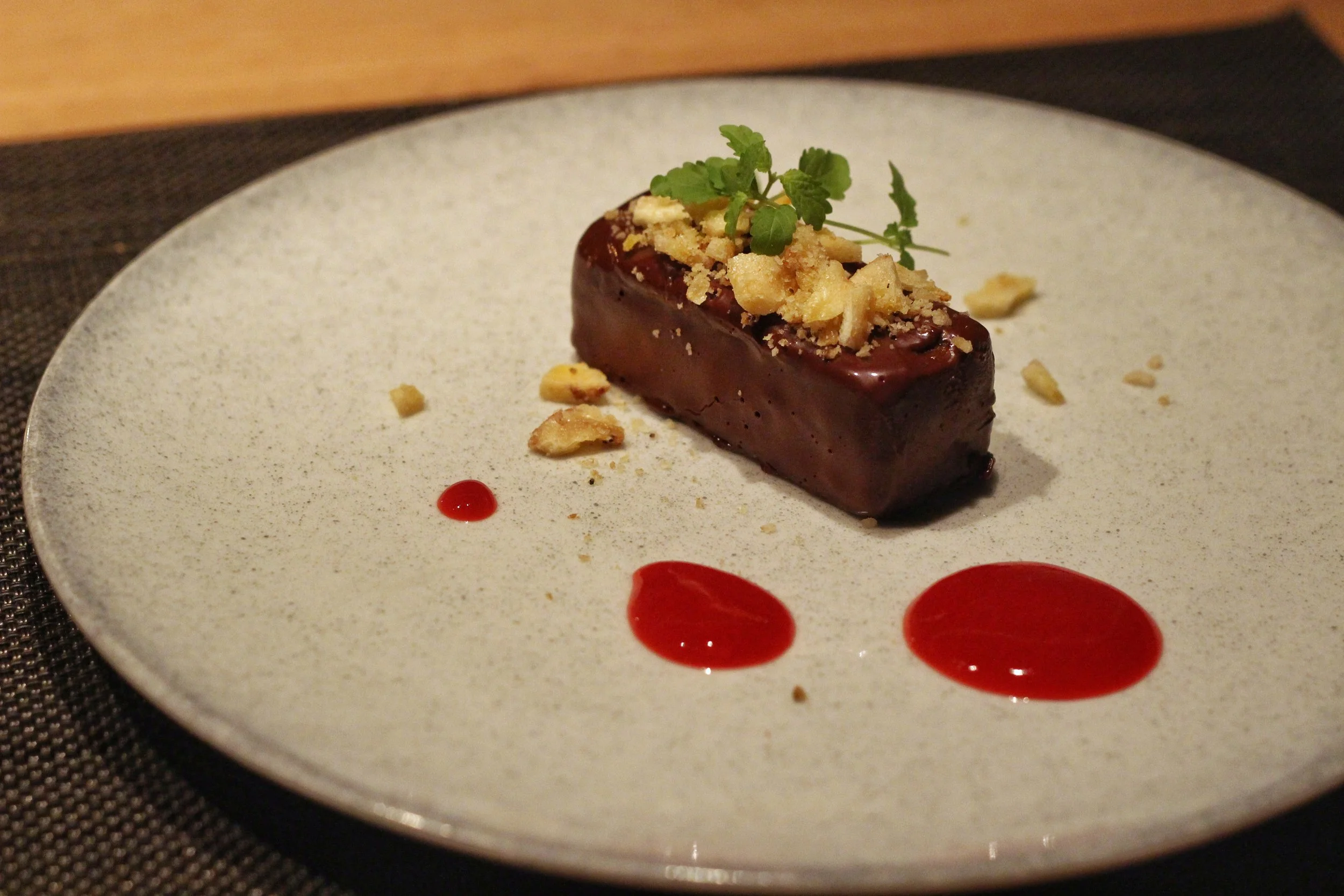 Bymark Chocolate Bar - white and dark chocolate mousse, caramel crunch