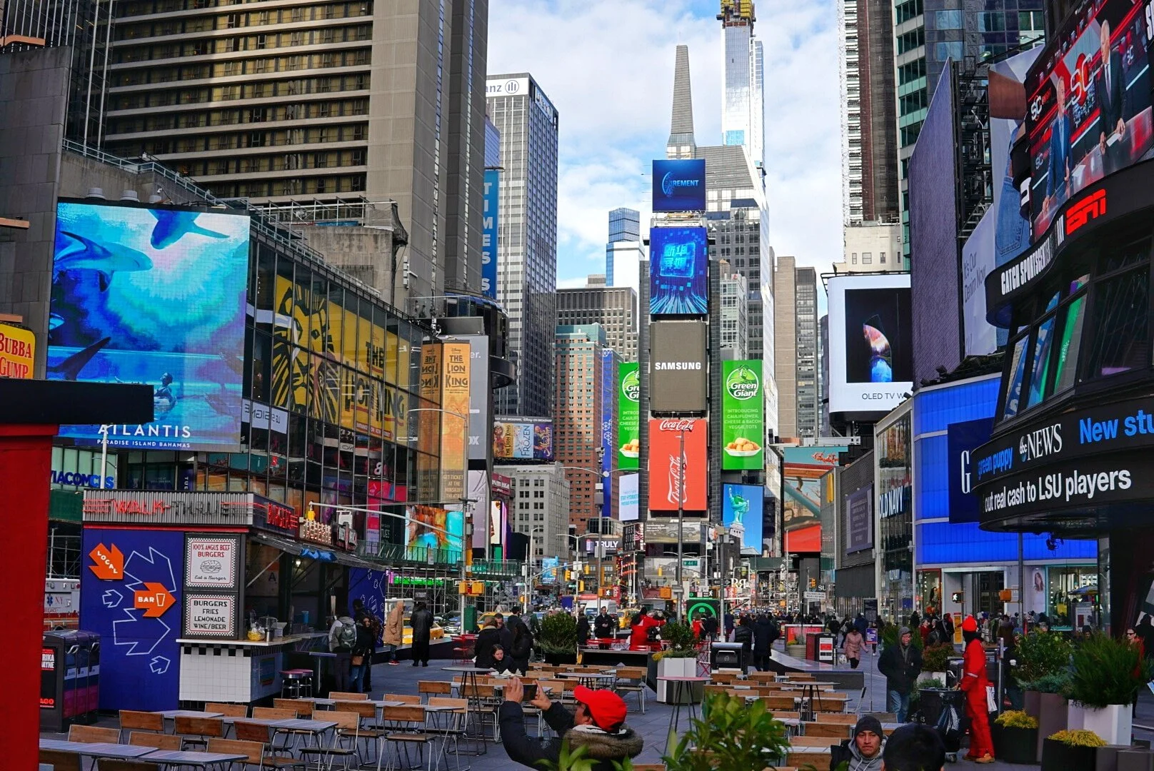 Top 10 Places To Eat At When You're In New York City - The Ultimate NYC Eating Guide!