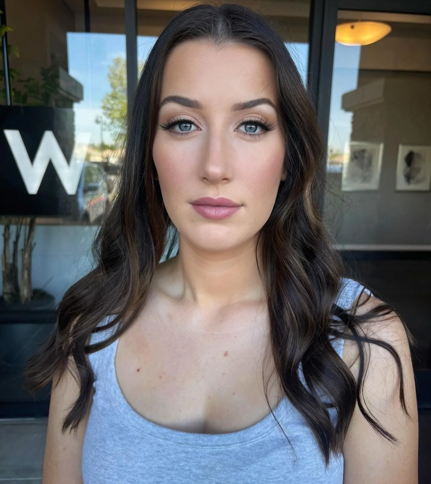 Effortlessly gorg and glam 🤍