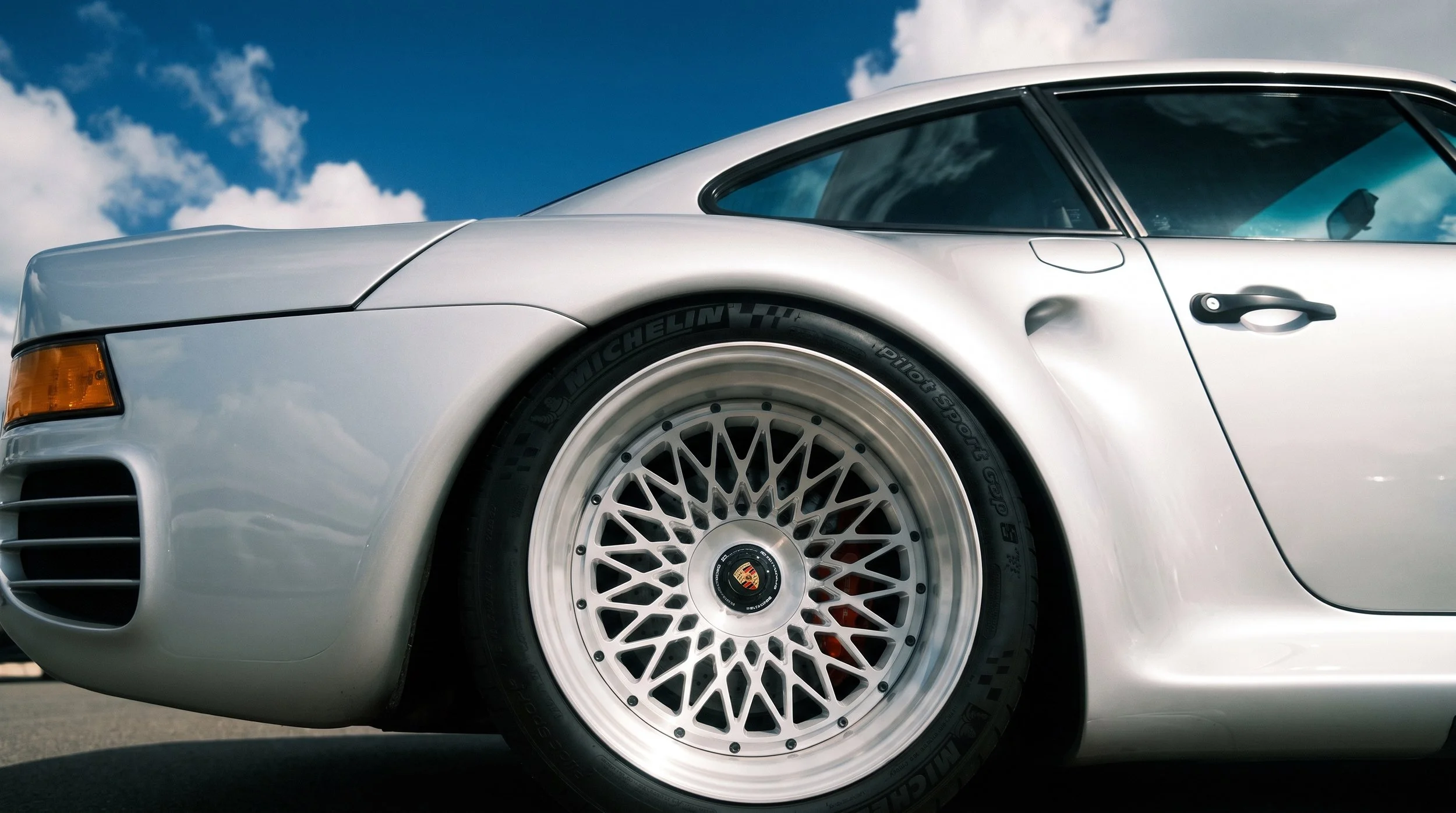 porsche 959-image-edit-1bfdcc1b6a364682aebfbf3593f83dc6-1.jpg