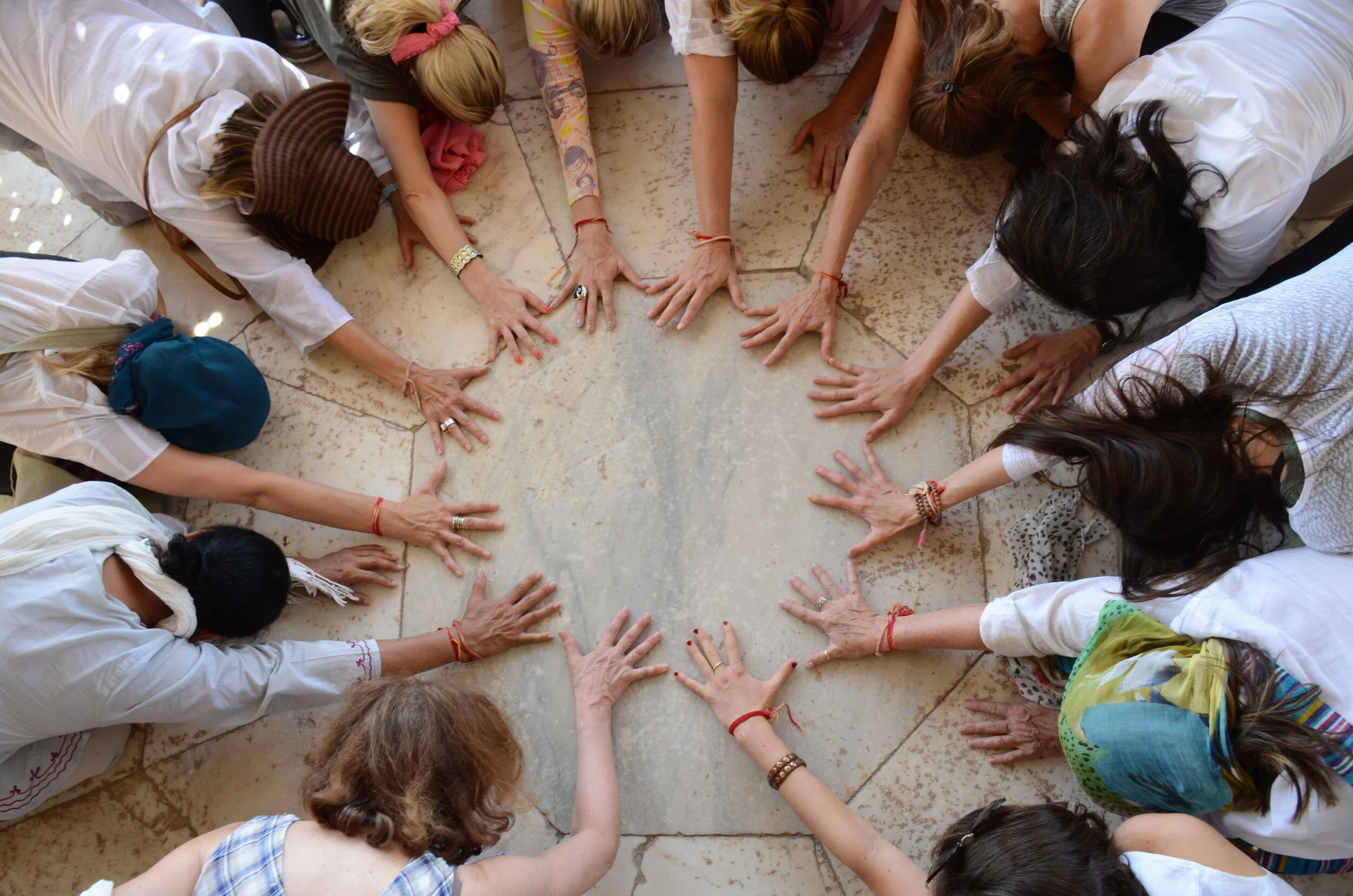 All Levels Flow Yoga Class with Kyra Anastasia (Online), 11:30am PT/2:30pm ET (75 minutes) (Copy)