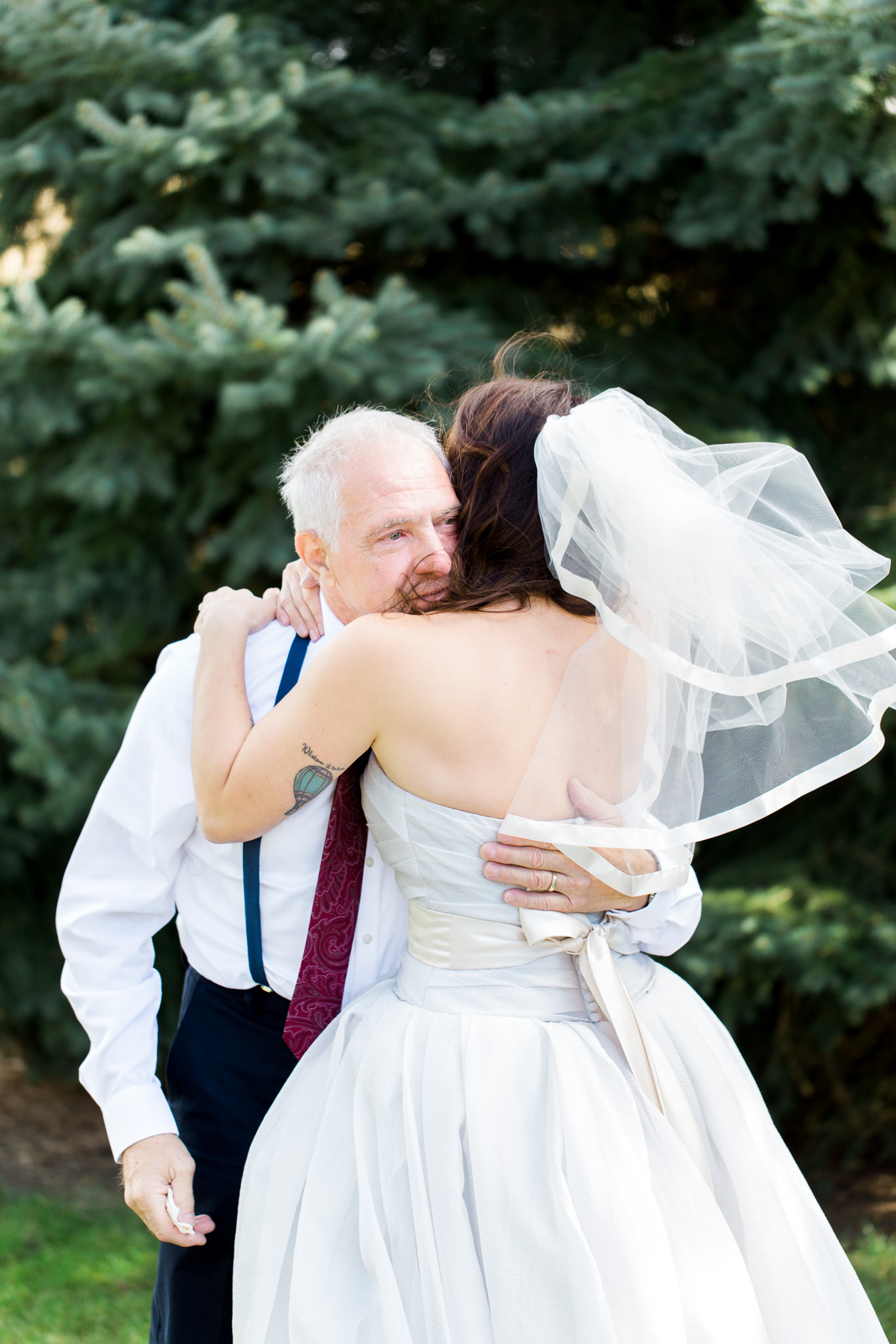 Romantic Rustic Wooster Wedding by Cleveland Wedding Photographer Matt Erickson Photography