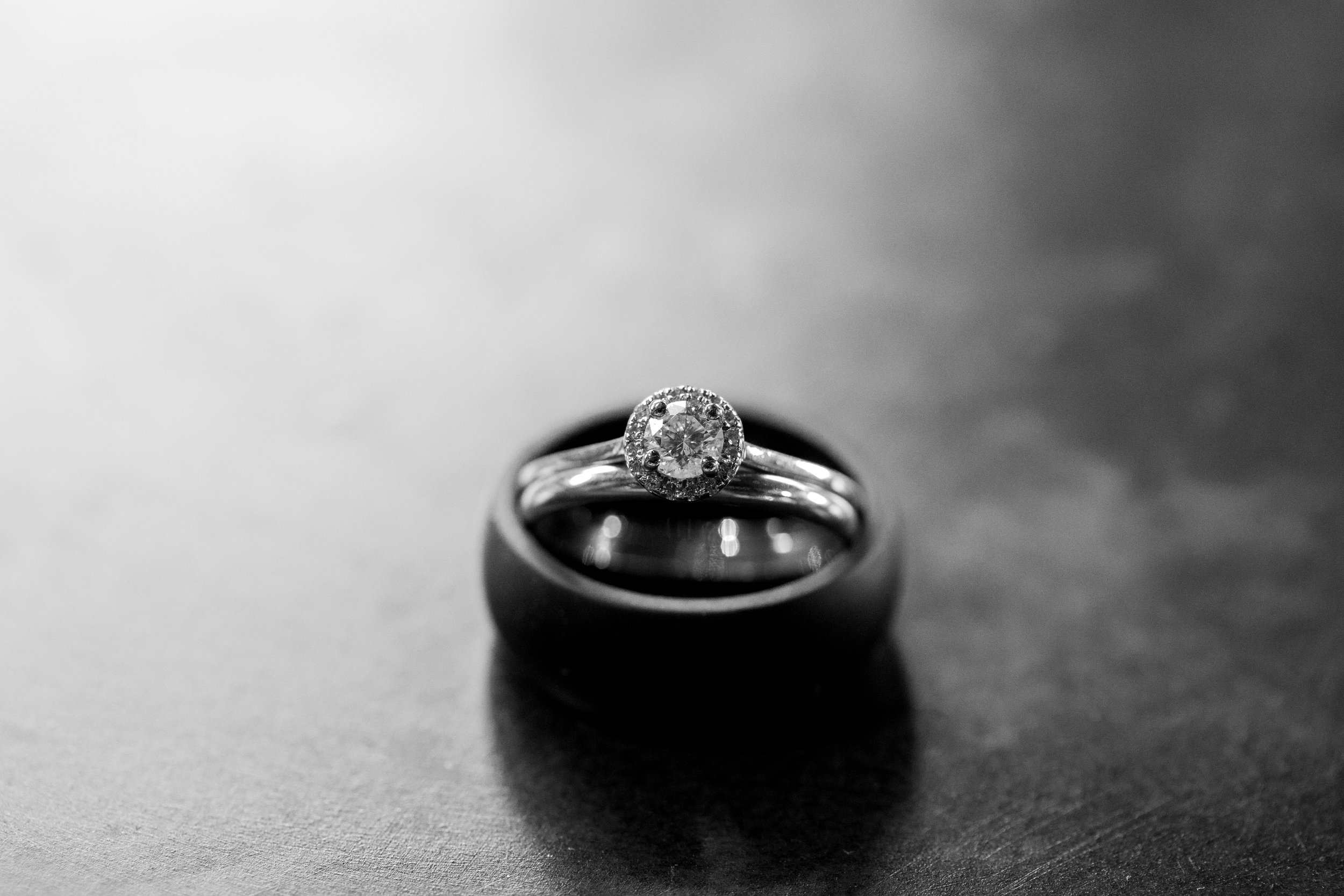 Wedding ring, Intimate wedding, Cleveland Wedding Photographer, Matt Erickson Photography, Pickwick Place