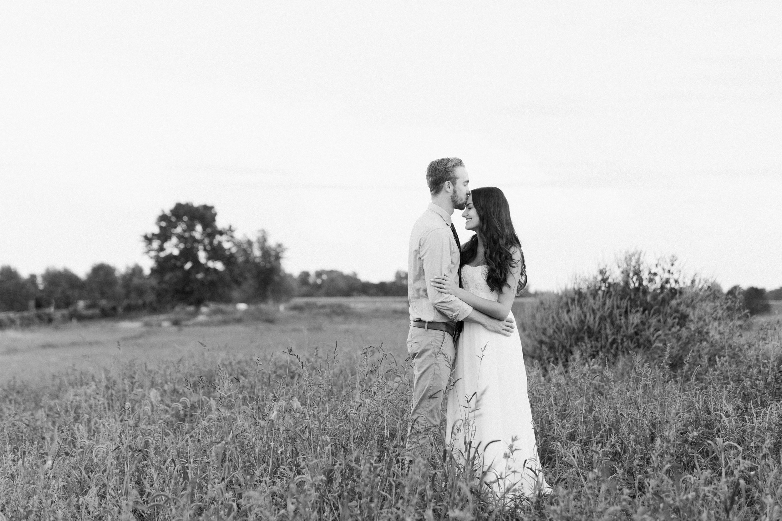 Intimate wedding, Cleveland Wedding Photographer, Matt Erickson Photography, Pickwick Place