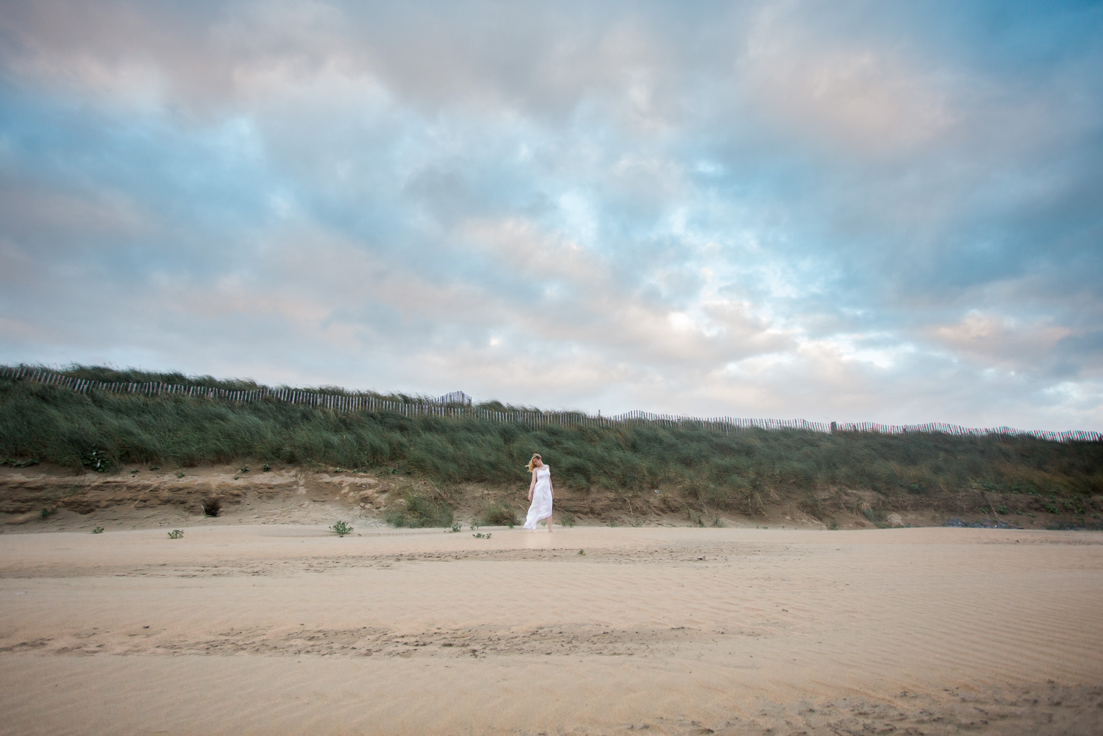 Lahinch, Ireland Beach Shoot by Westlake Wedding Photographer Matt Erickson Photography