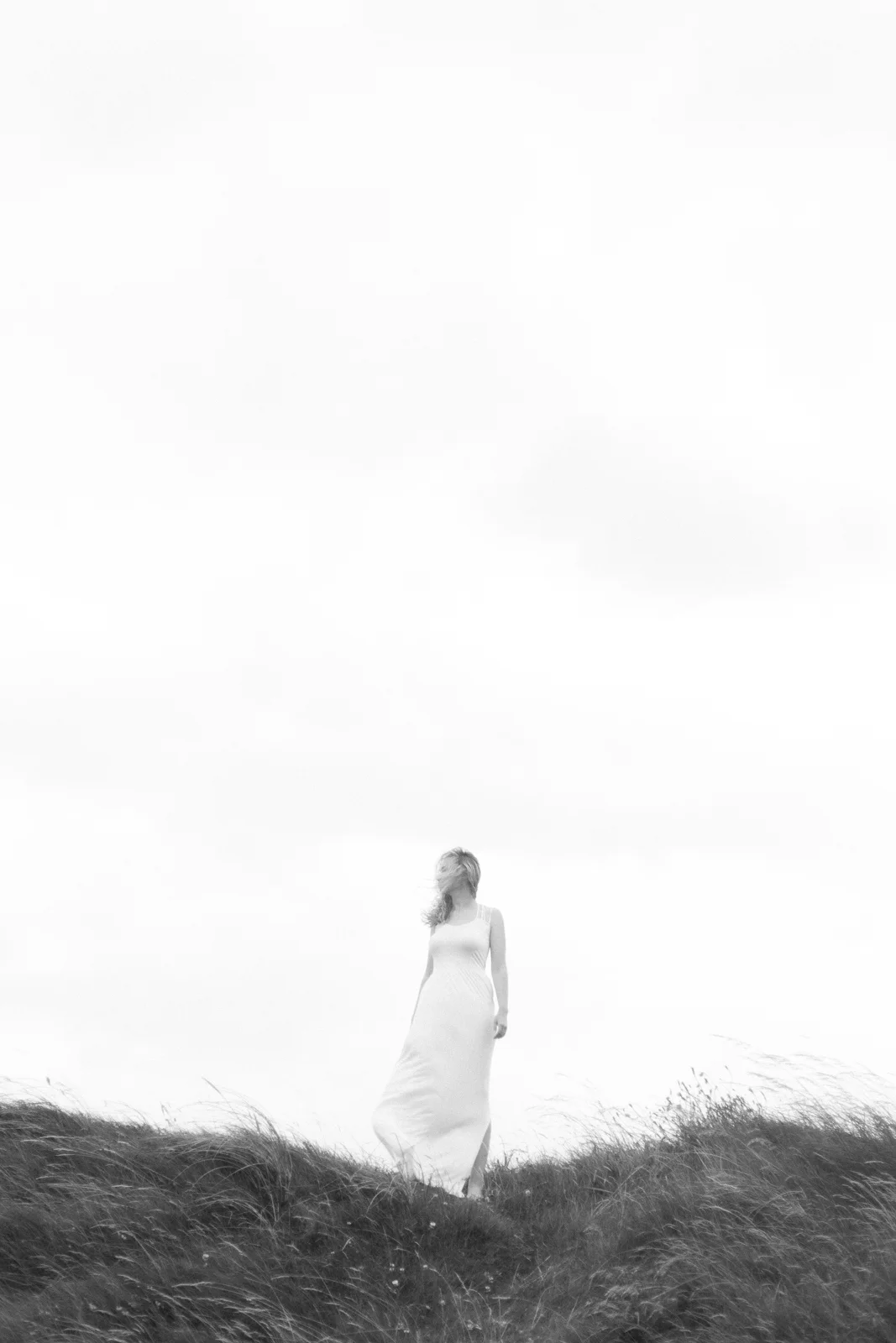 Lahinch, Ireland Beach Shoot by Westlake Wedding Photographer Matt Erickson Photography